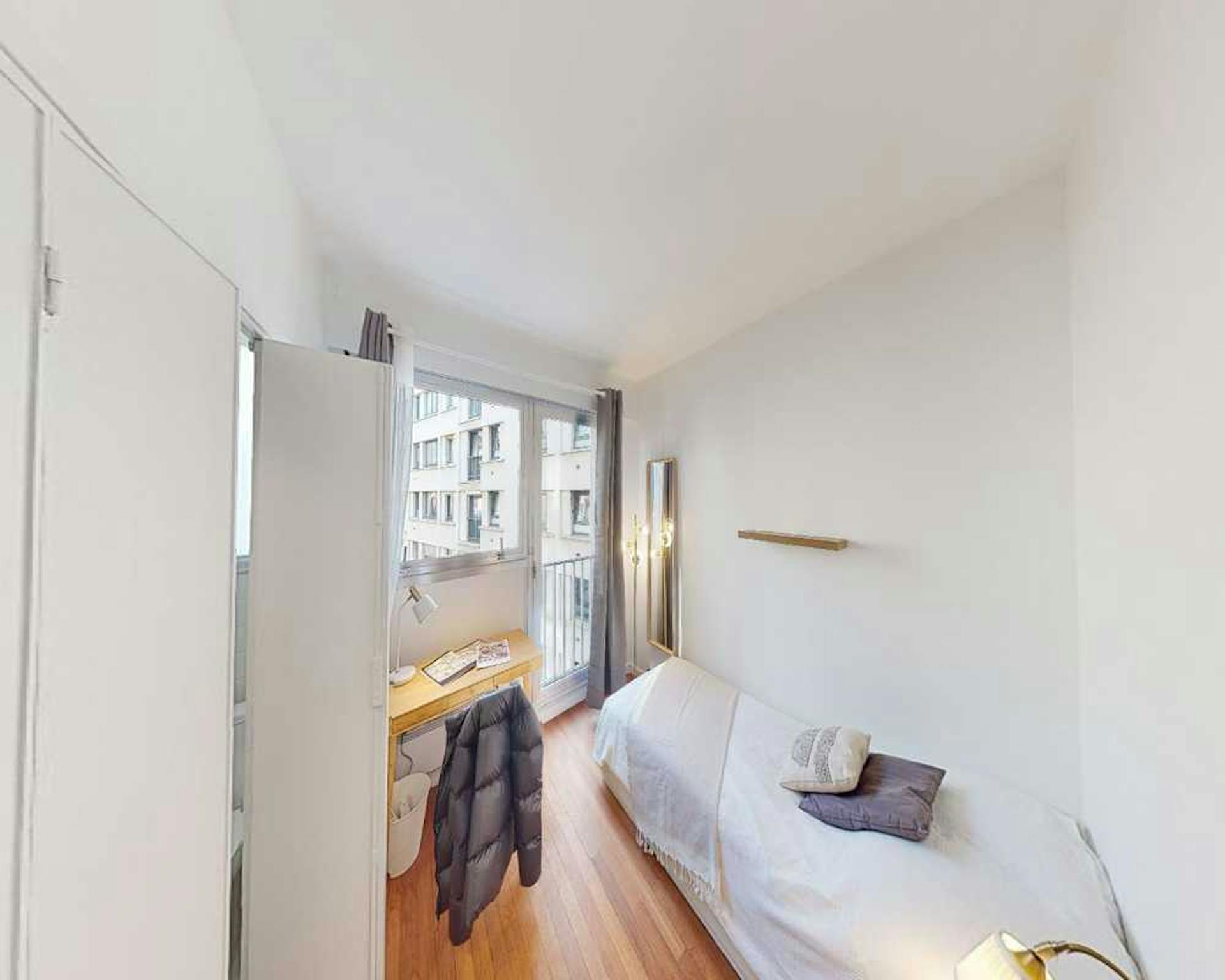  Private Room  -  Rue Jean-Pierre Bloch, Paris  - Gallery -  1