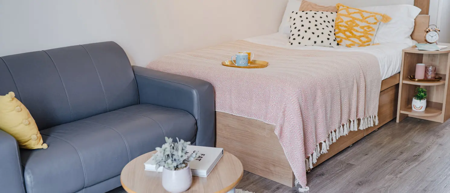  Bronze One Bed Apartment  -  Chapter South Bank  - Gallery -  2