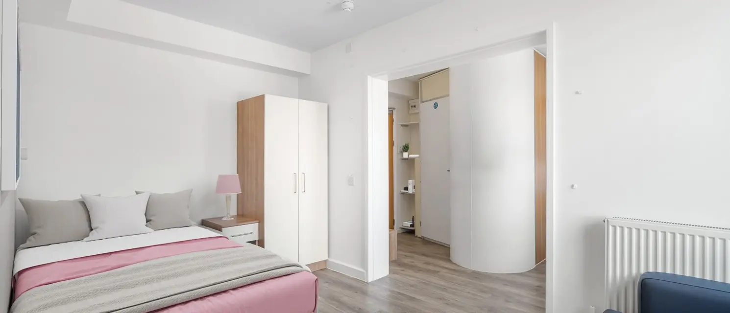  Platinum Studio  -  Chapter Highbury  - Gallery -  1