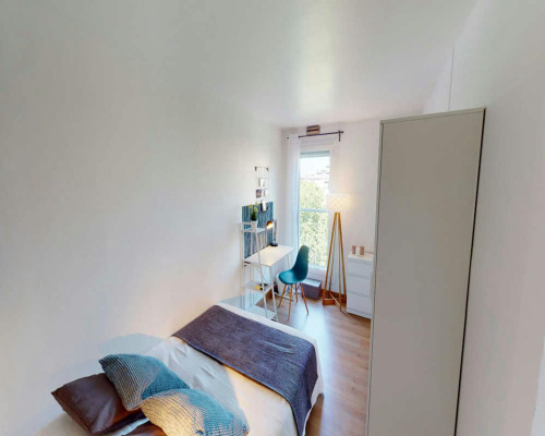 Rue Salvador Allende, Paris