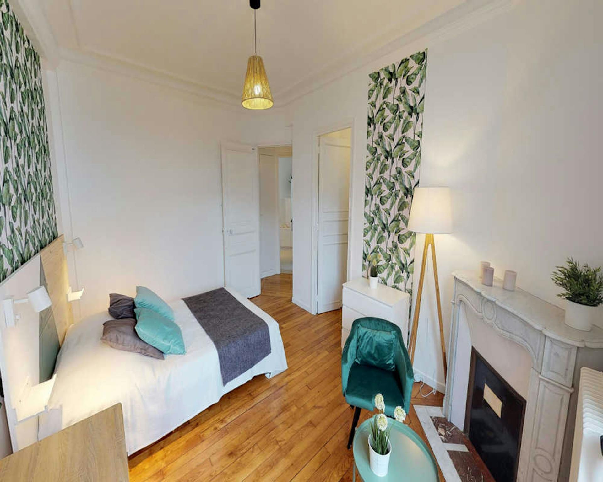 Private Room - Rue Meynadier, Paris - Gallery - 1