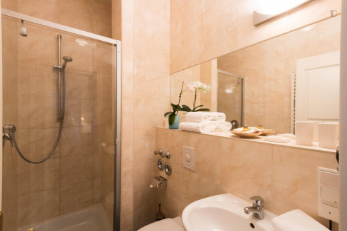 1-Bedroom apartment near Festhalle/Messe metro station