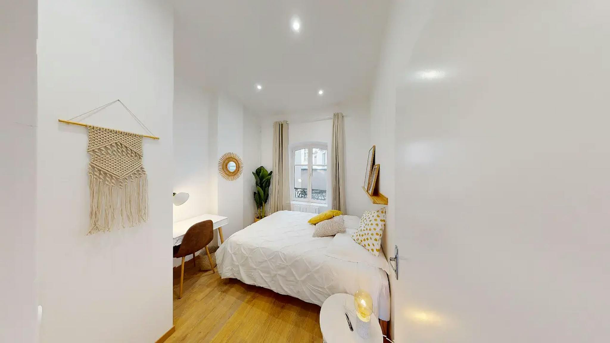 Private Room - Rue Commandant Fuzier, Lyon - Gallery - 1