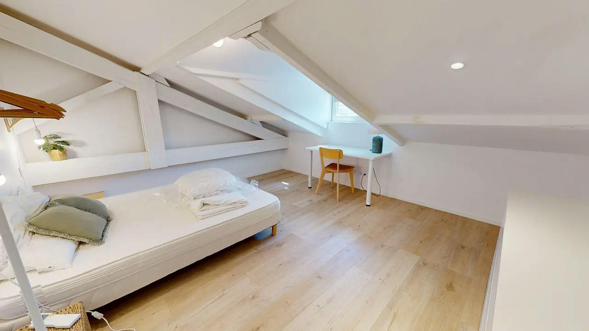 Private Room - 1