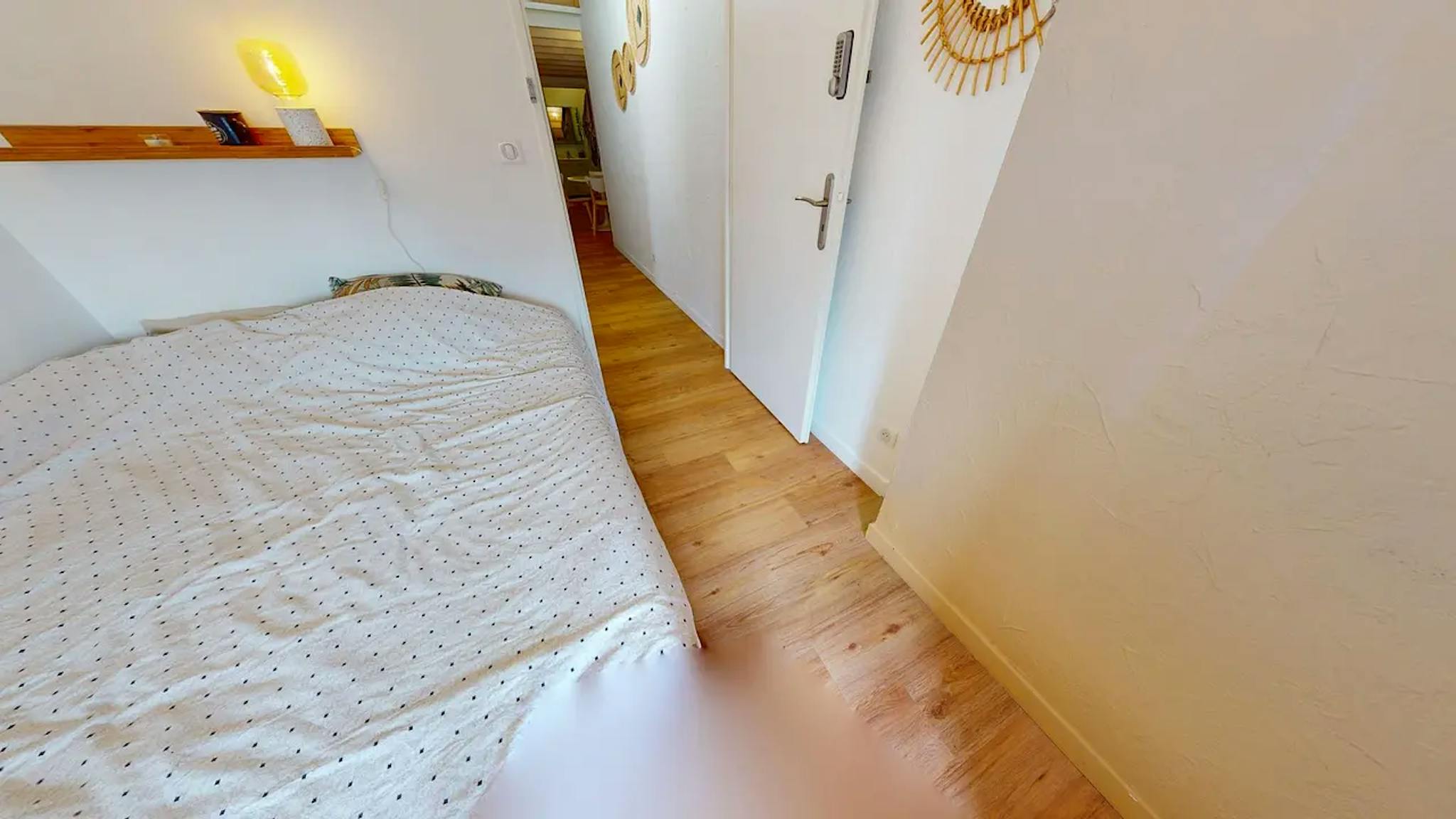 Private Room - Rue Paul Bert, Lyon - Gallery - 1