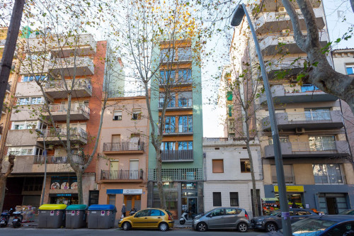 Alluring 2-bedroom apartment near Poblenou metro station