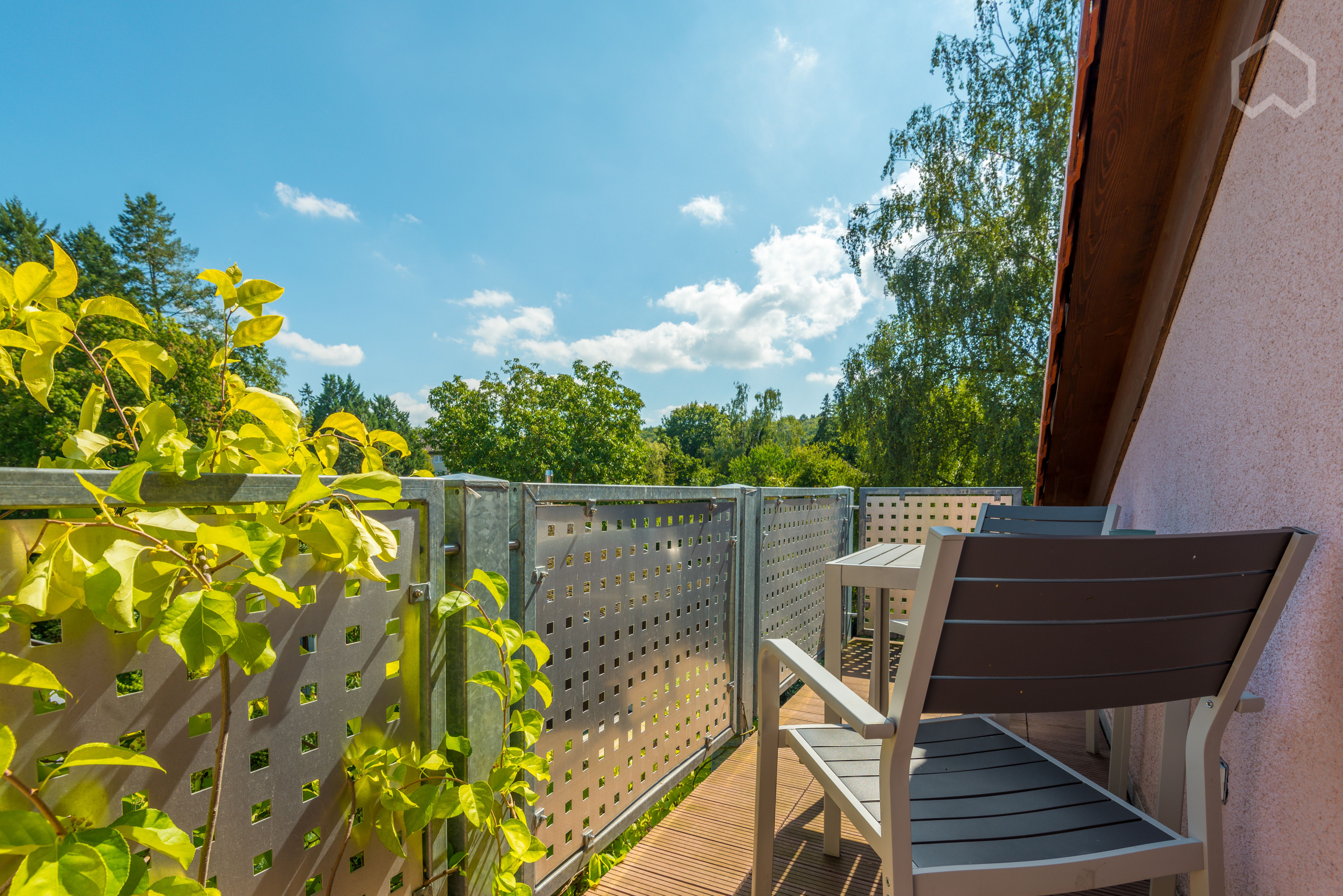  Modern 3-Room Roof Studio In Darmstadt  -  Modern 3-room roof studio in Darmstadt  - Gallery -  6