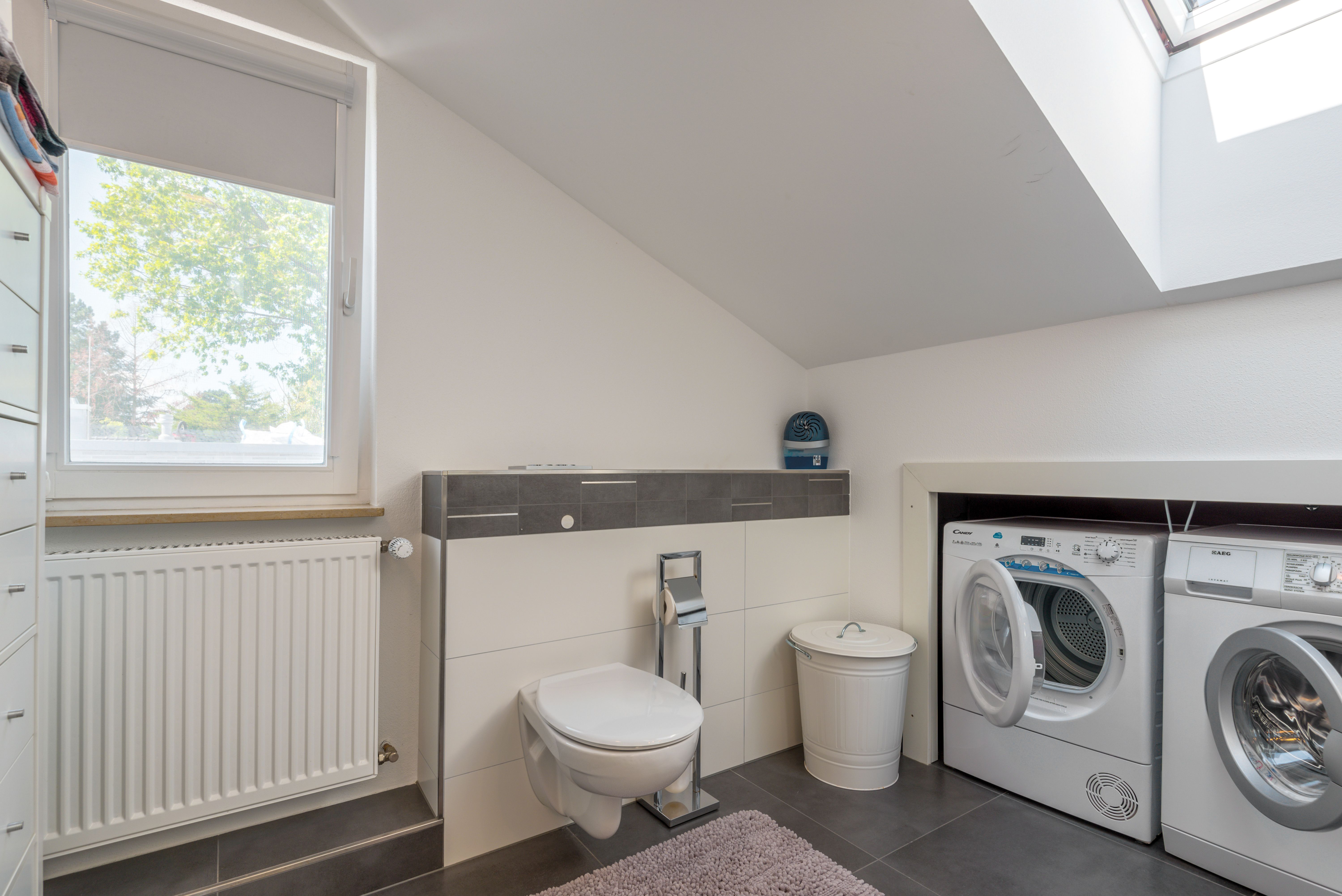  Modern 3-Room Roof Studio In Darmstadt  -  Modern 3-room roof studio in Darmstadt  - Gallery -  9