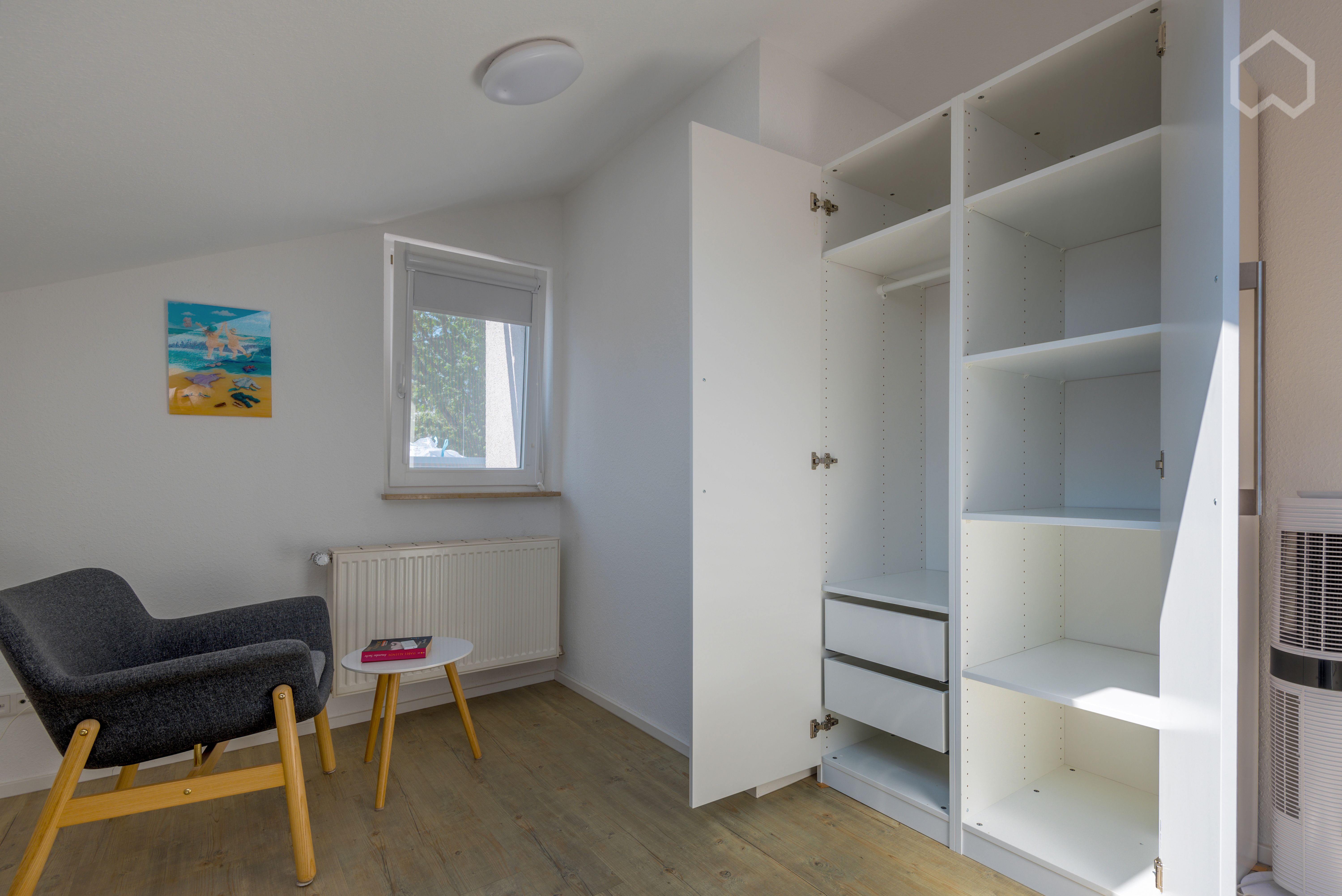  Modern 3-Room Roof Studio In Darmstadt  -  Modern 3-room roof studio in Darmstadt  - Gallery -  13