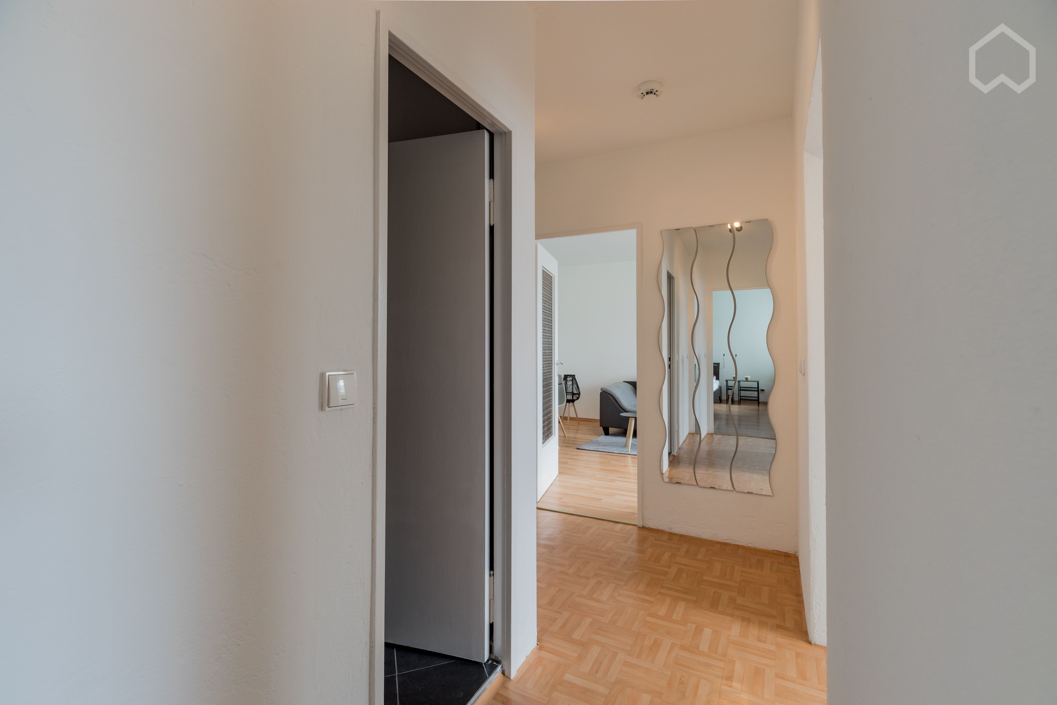  Beautiful Bright Apartment With Balcony  -  Beautiful bright apartment with balcony  - Gallery -  10