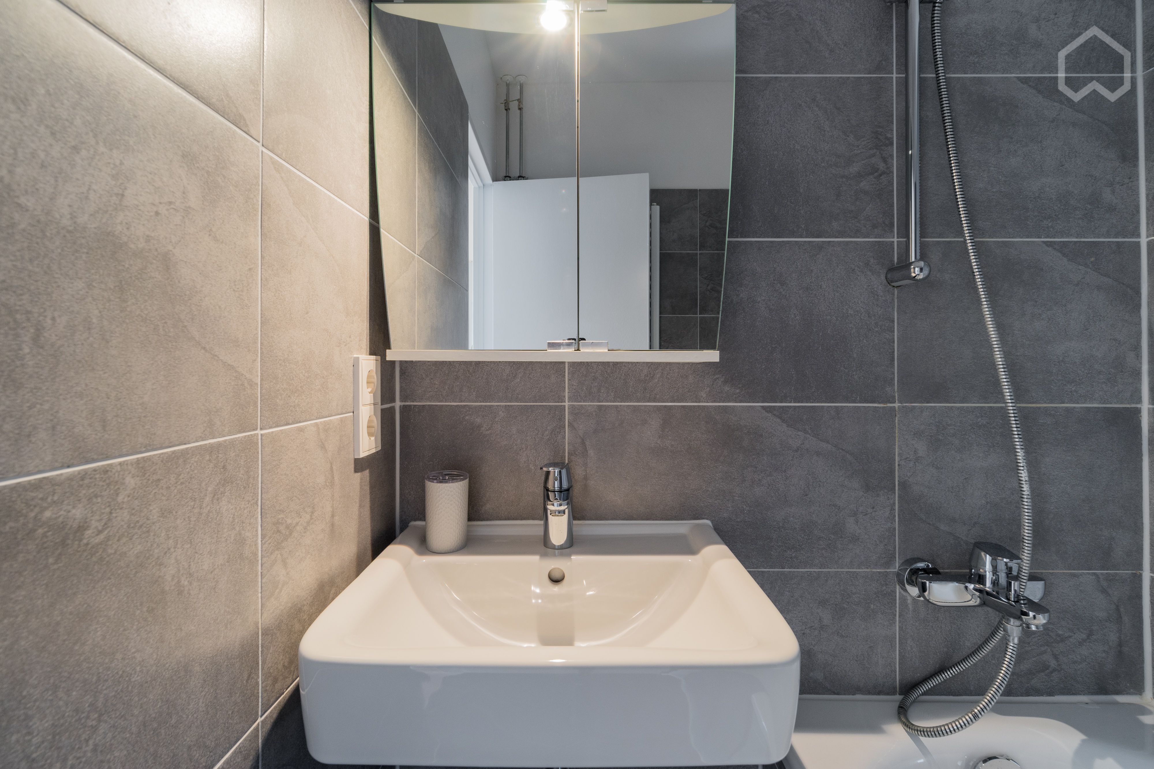 Beautiful Bright Apartment With Balcony - Beautiful bright apartment with balcony - Gallery - 6