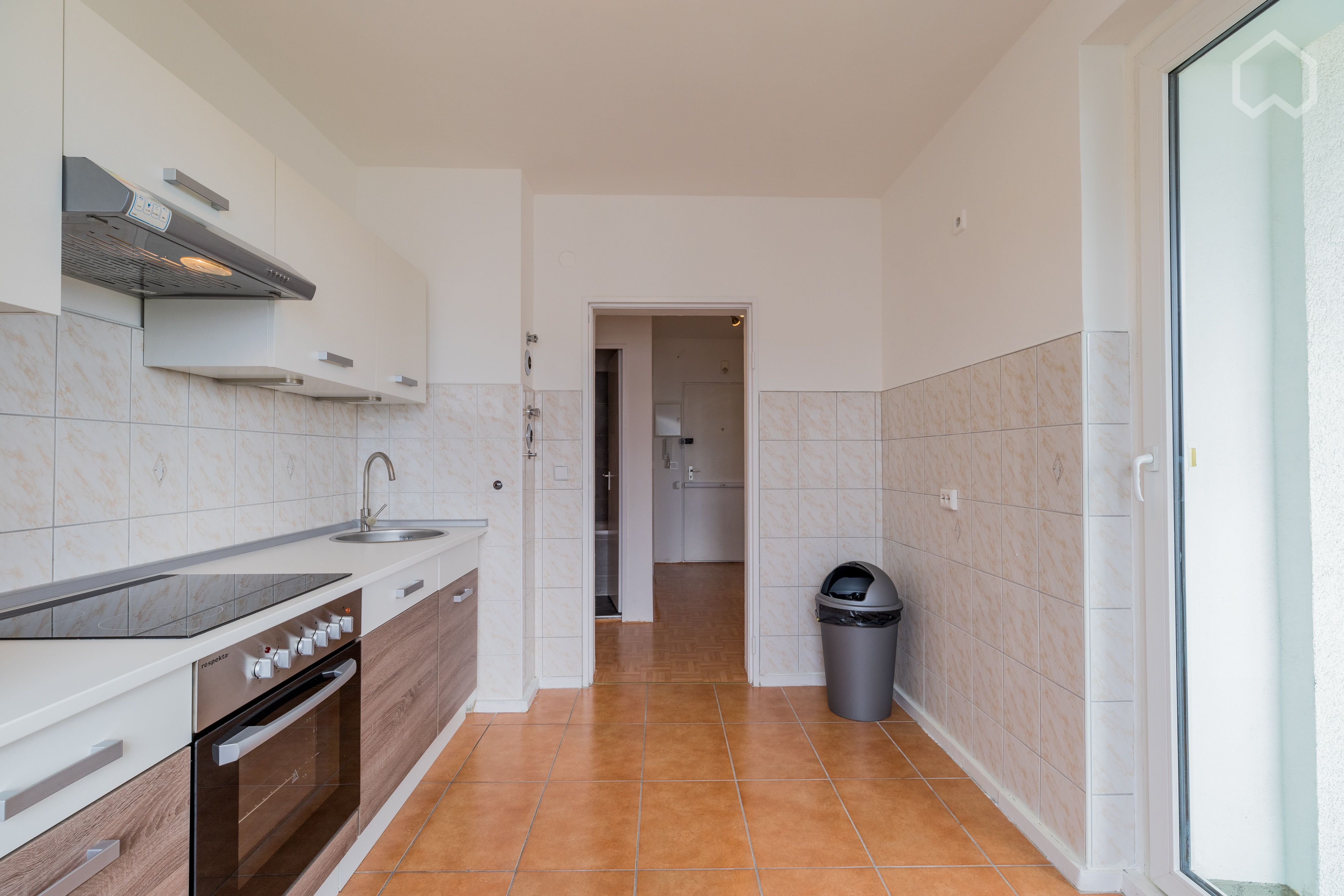 Beautiful Bright Apartment With Balcony - Beautiful bright apartment with balcony - Gallery - 4