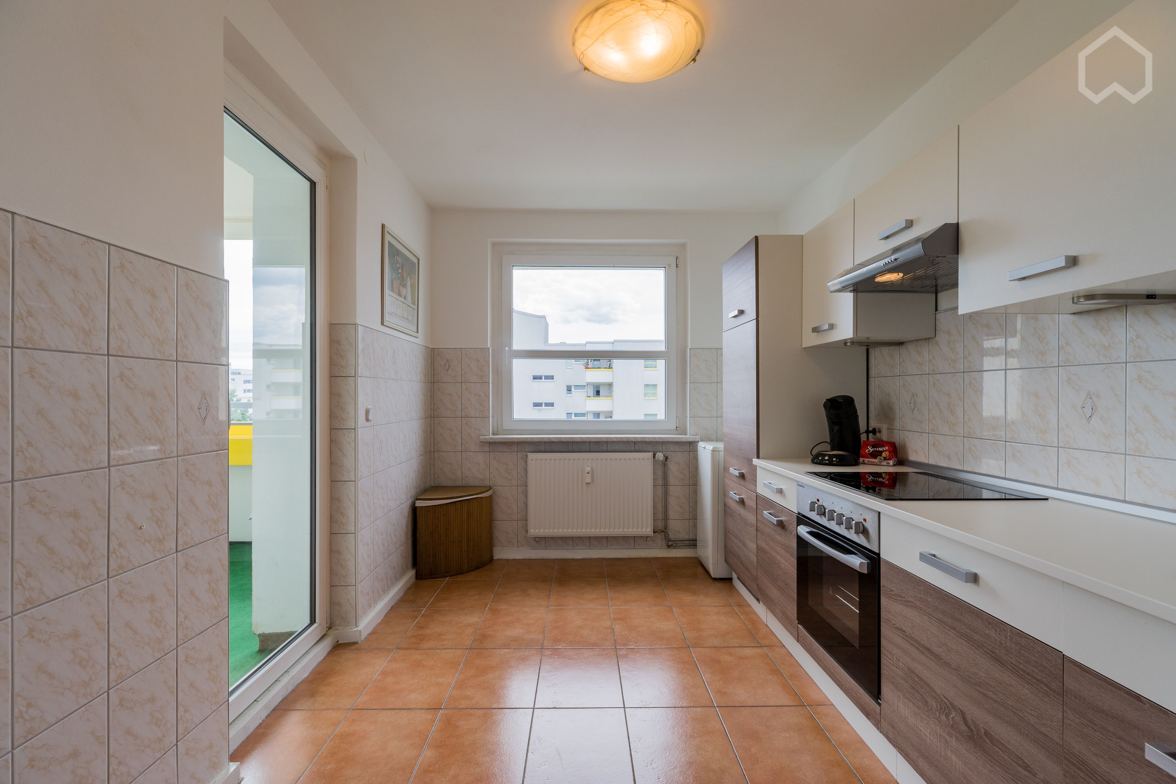  Beautiful Bright Apartment With Balcony  -  Beautiful bright apartment with balcony  - Gallery -  37