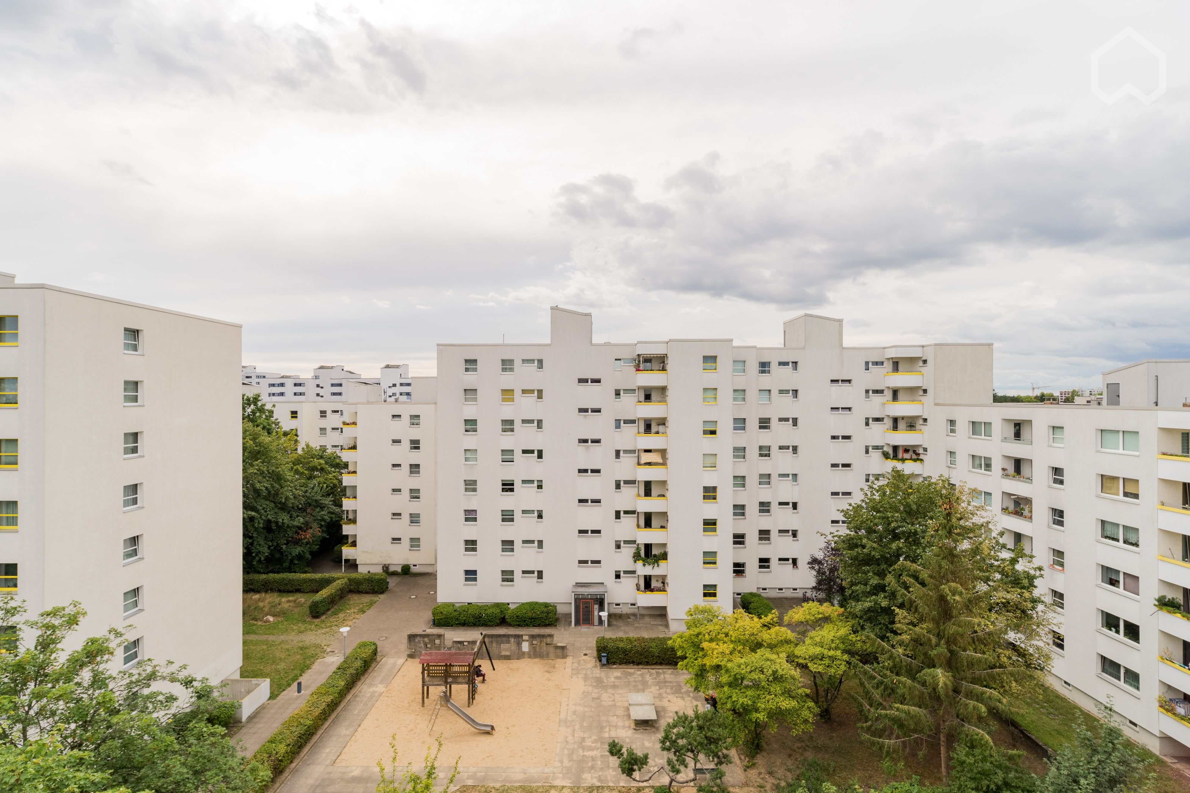  Beautiful Bright Apartment With Balcony  -  Beautiful bright apartment with balcony  - Gallery -  14