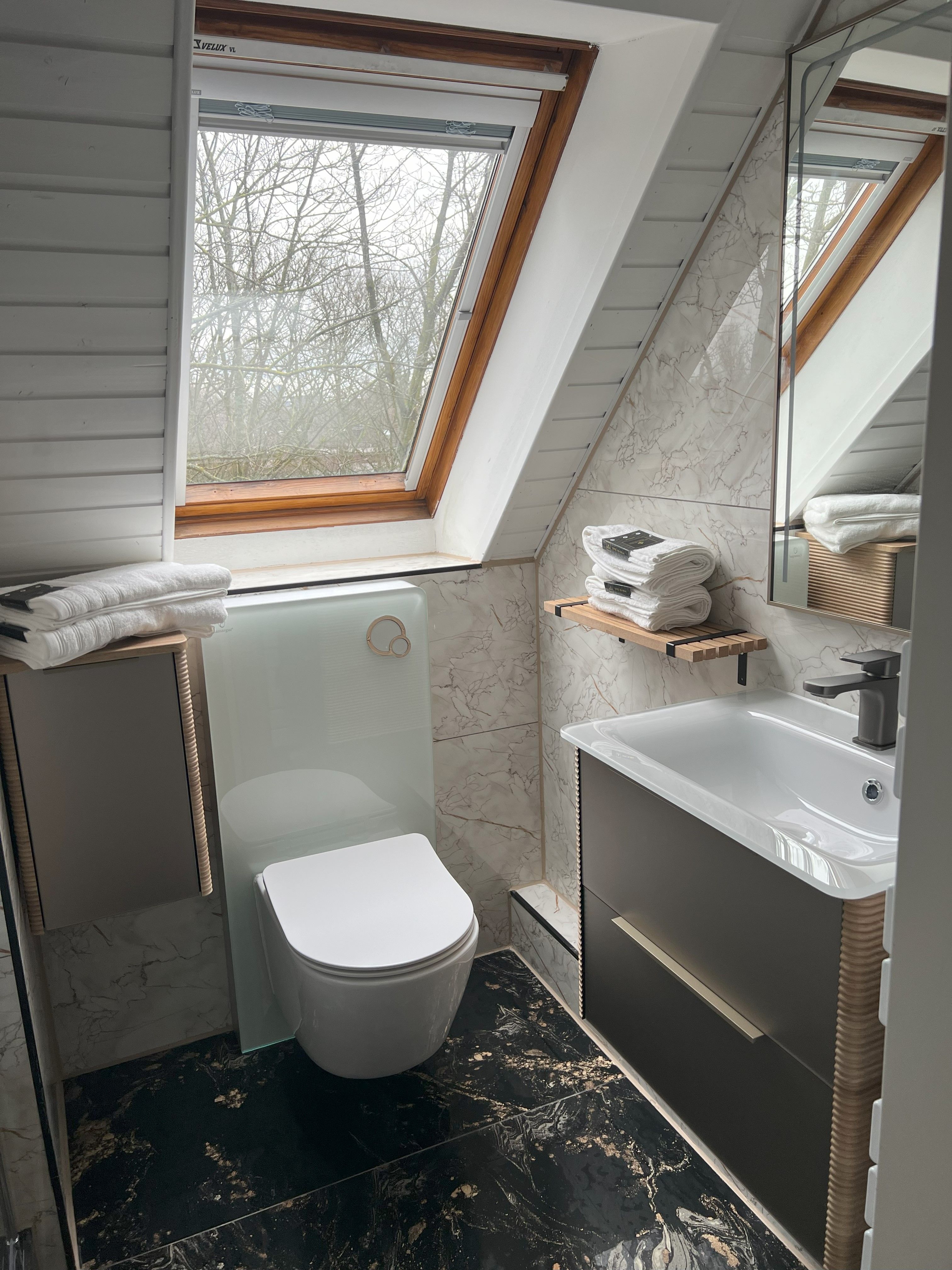 Luxurious Gallery Apartment In A Prime Location In Oberkassel. - Luxurious gallery apartment in a prime location in Oberkassel. - Gallery - 13