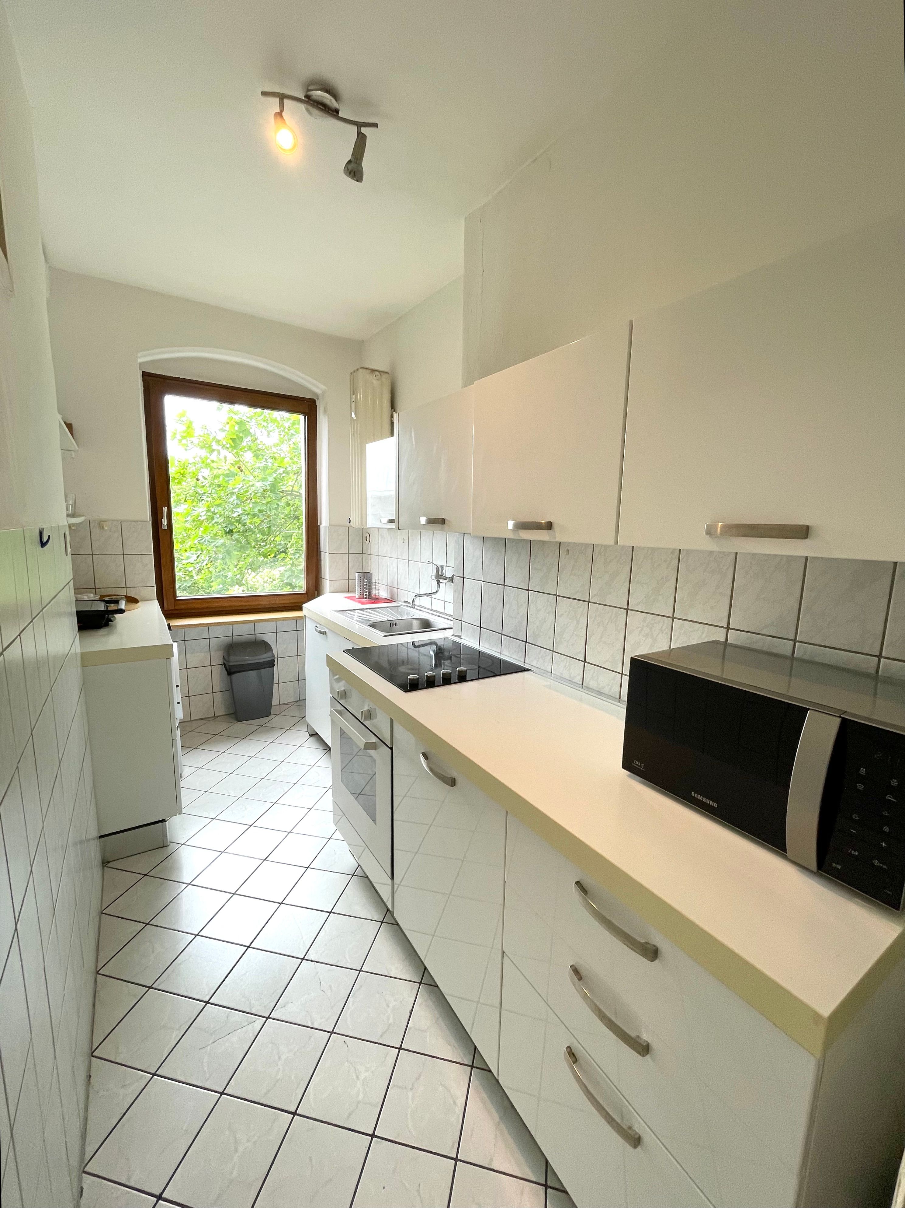 Pretty Third Floor Three Bedroomed Apartment (with Lift) In Charlottenburg - Pretty third floor three bedroomed apartment (with lift) in Charlottenburg - Gallery - 8
