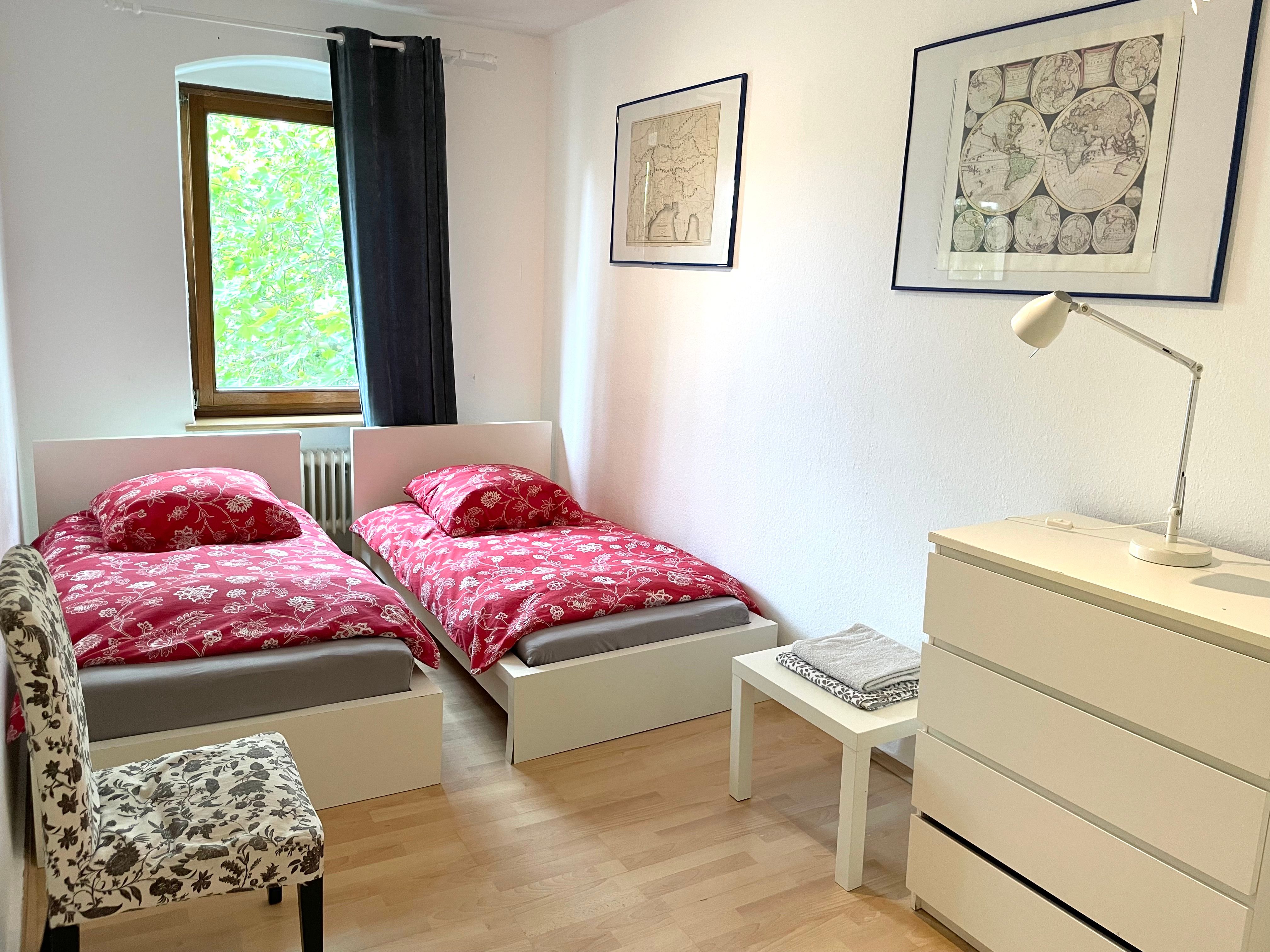  Pretty Third Floor Three Bedroomed Apartment (with Lift) In Charlottenburg  -  Pretty third floor three bedroomed apartment (with lift) in Charlottenburg  - Gallery -  5