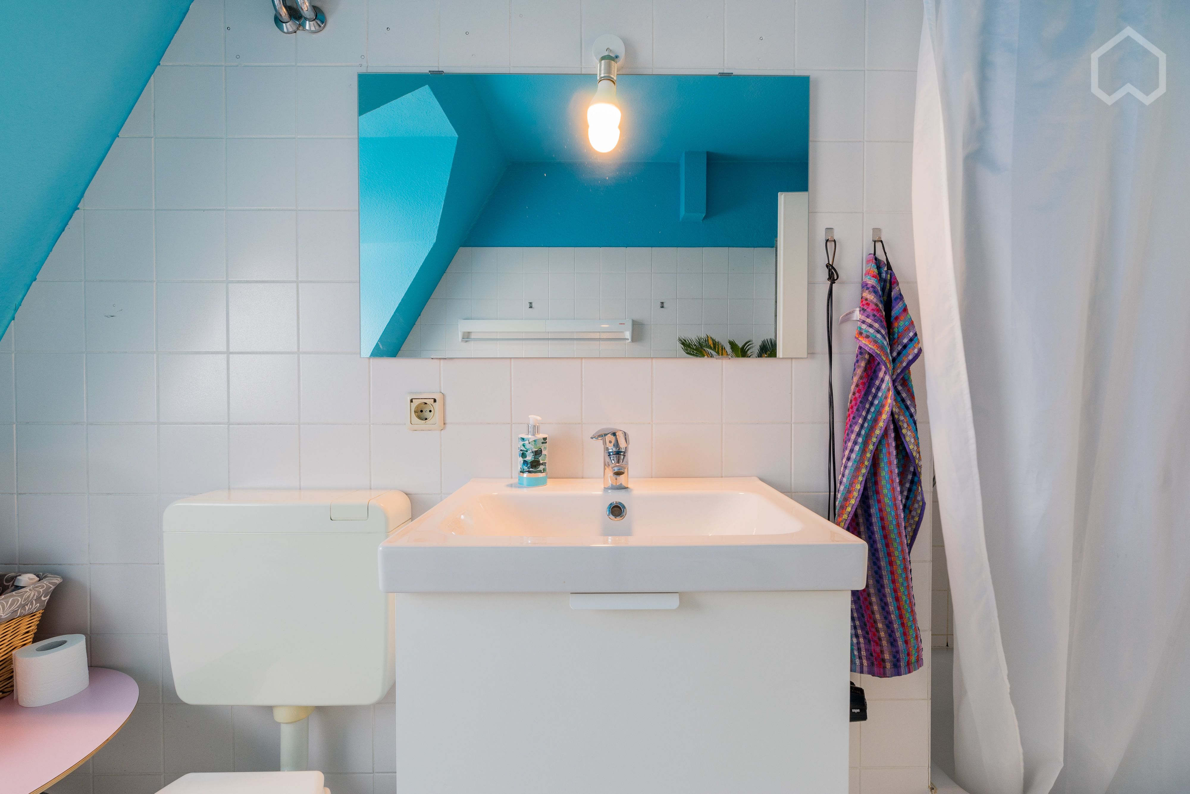 Neat & Charming Home With Nice Neighbours - Neat & charming home with nice neighbours - Gallery - 5