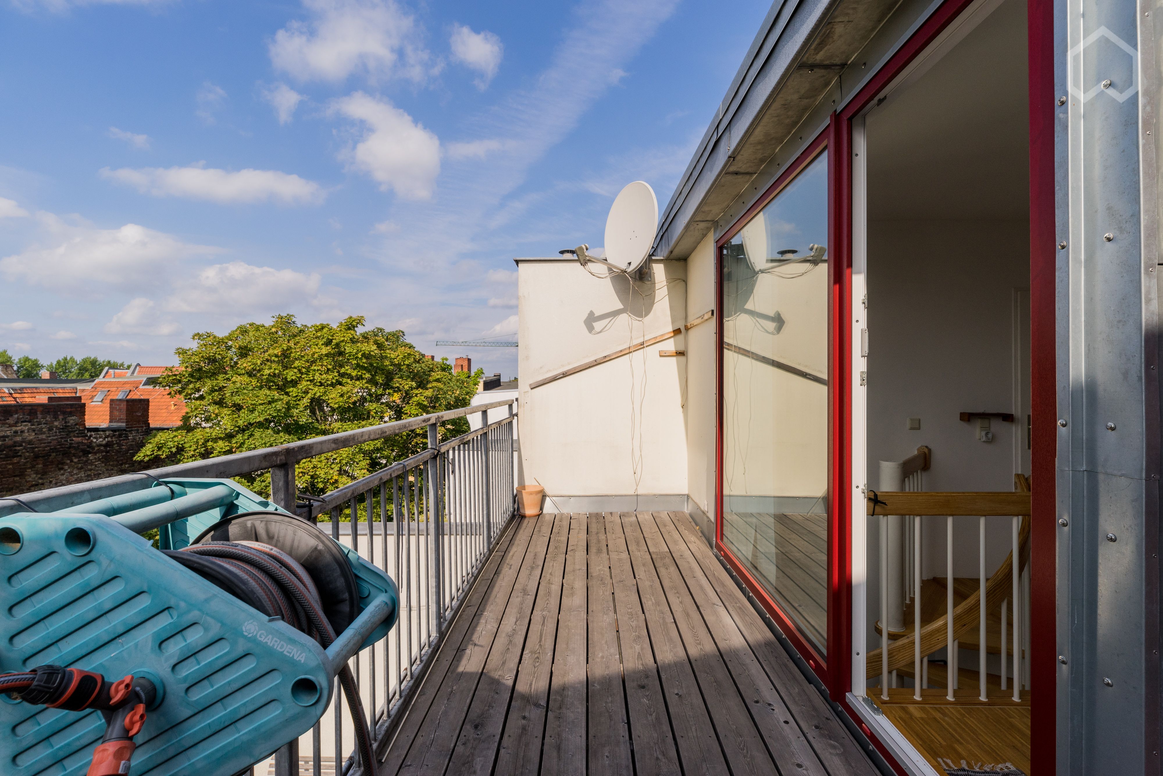  Neat & Charming Home With Nice Neighbours  -  Neat & charming home with nice neighbours  - Gallery -  15