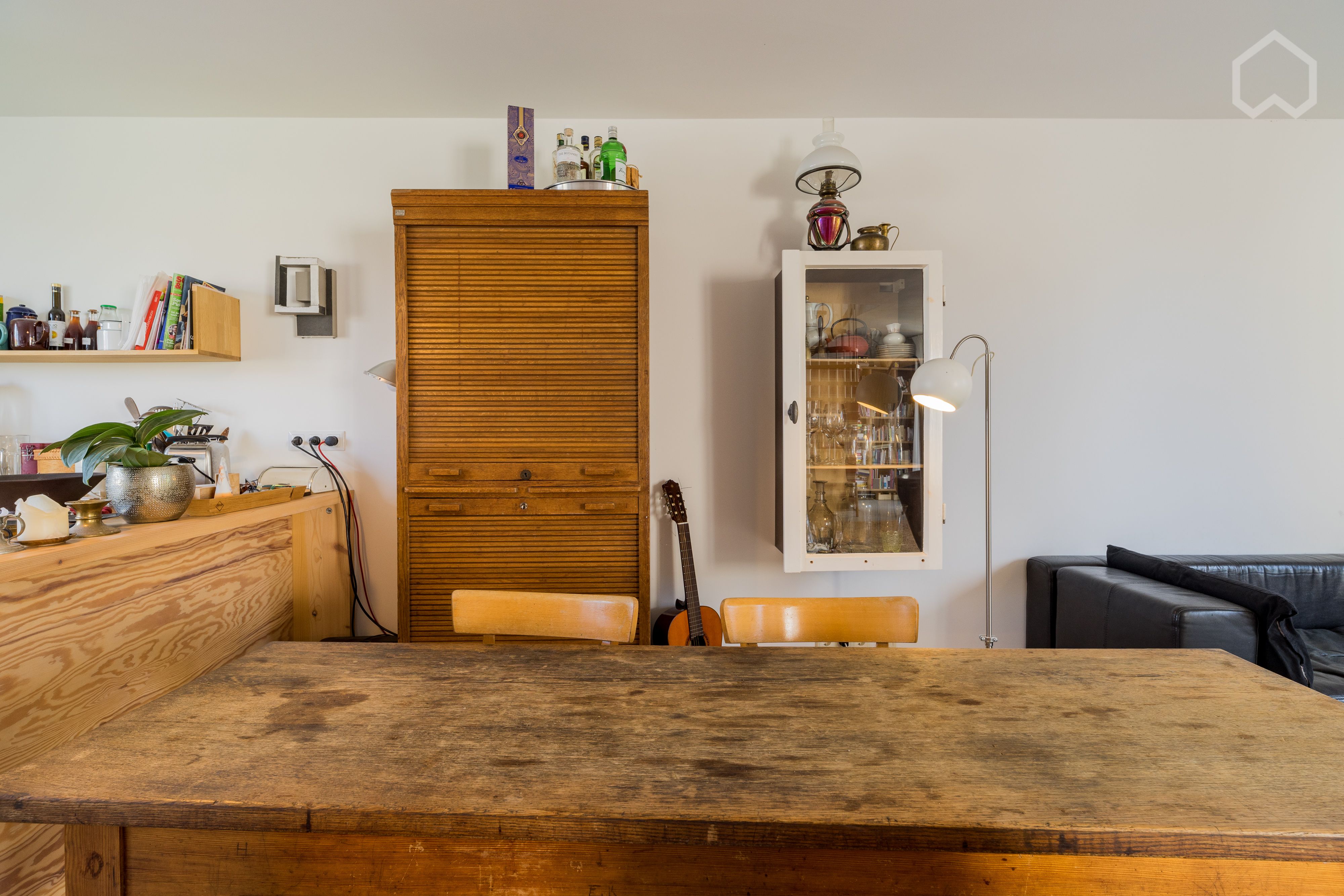  Neat & Charming Home With Nice Neighbours  -  Neat & charming home with nice neighbours  - Gallery -  21