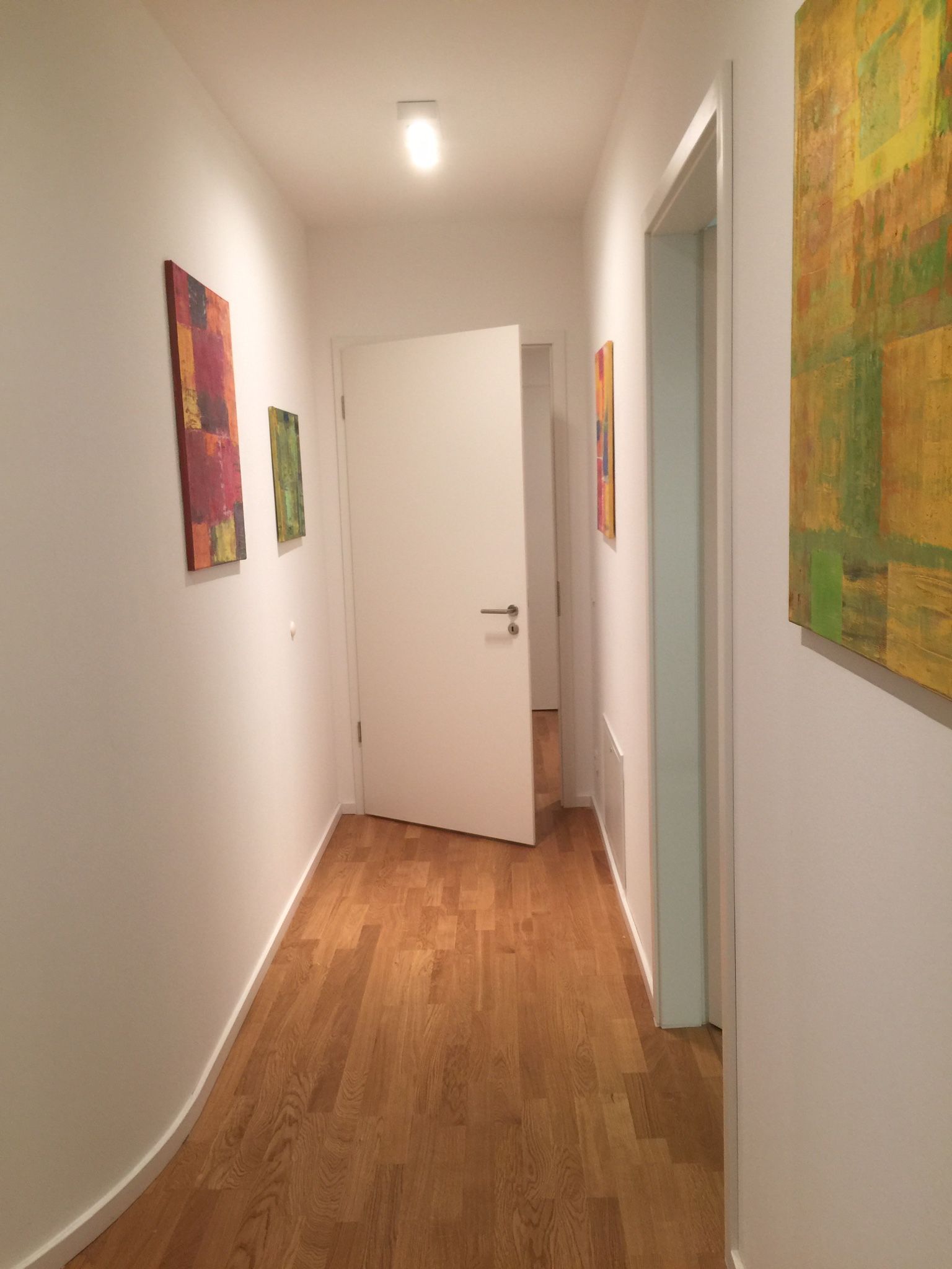  Modern Elegant Apartment With Balcony In Mitte  -  Modern elegant apartment with balcony in Mitte  - Gallery -  19