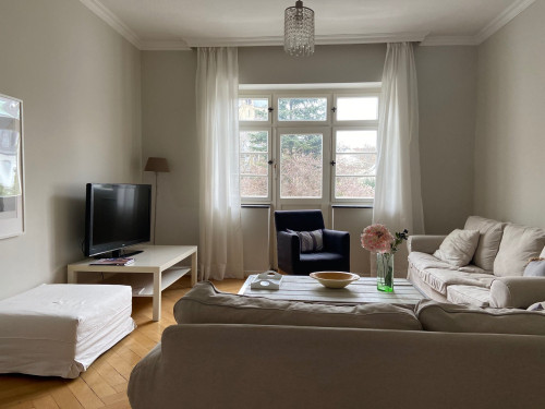 Charming spacious 3 bedroom apartment near city center, Düsseldorf
