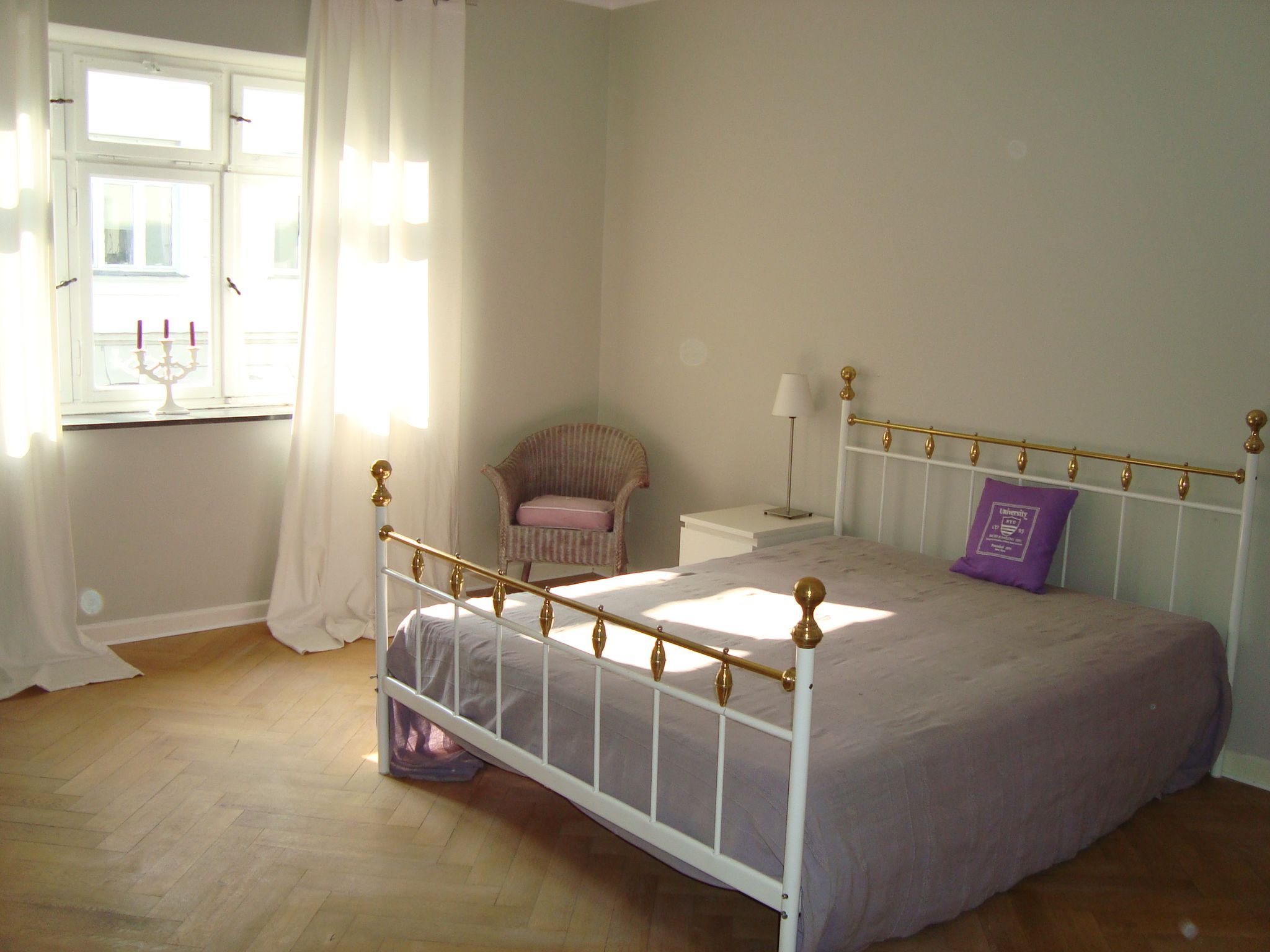  Charming Spacious 3 Bedroom Apartment Near City Center, Düsseldorf  -  Charming spacious 3 bedroom apartment near city center, Düsseldorf  - Gallery -  7