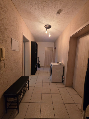 Premium Shared Apartment – Large, Fully Furnished 26 sqm Room (2 Minutes to the Train Station)