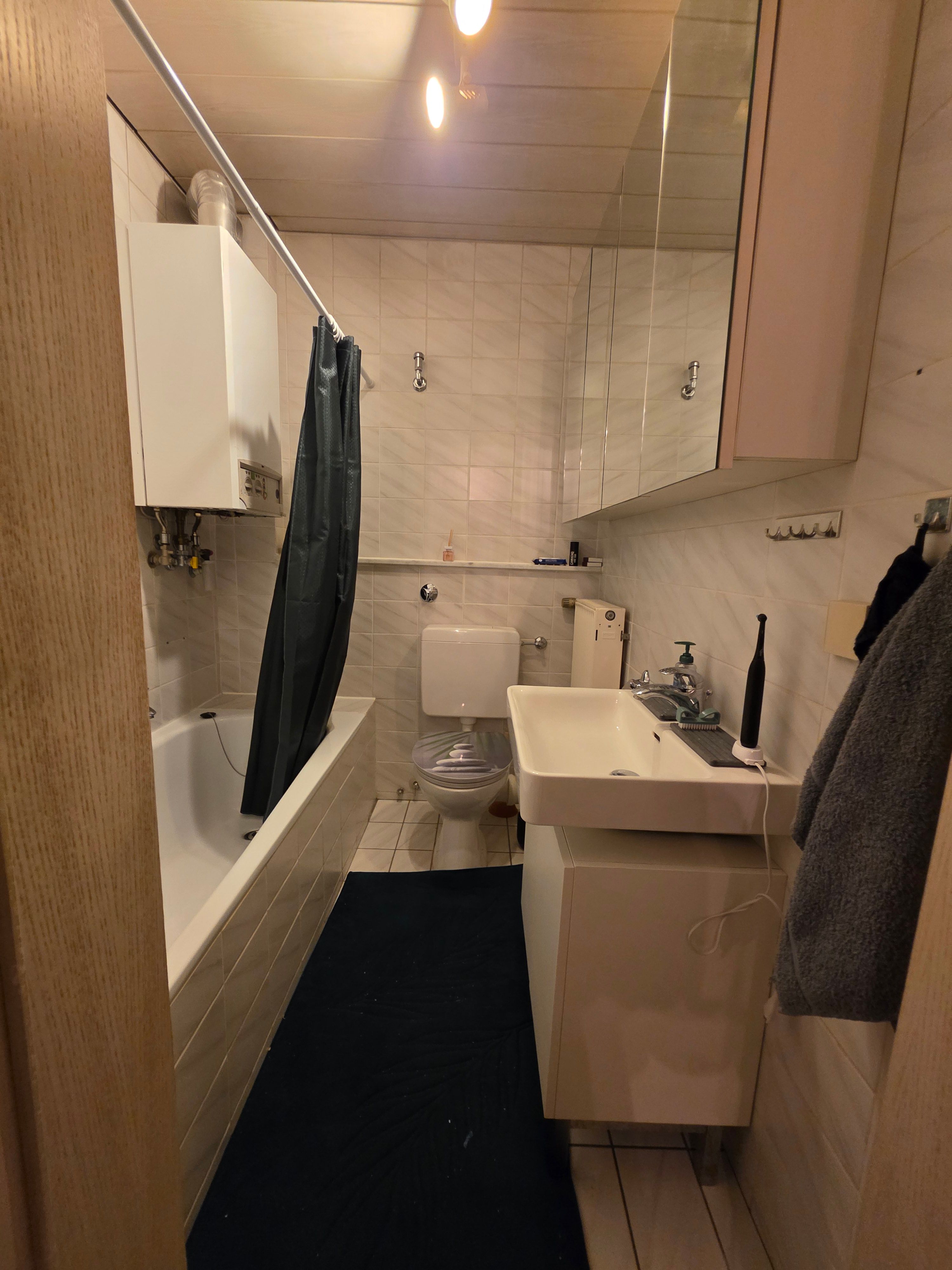  Premium Shared Apartment – Large, Fully Furnished 26 Sqm Room (2 Minutes To The Train Station)  -  Premium Shared Apartment – Large, Fully Furnished 26 sqm Room (2 Minutes to the Train Station)  - Gallery -  10