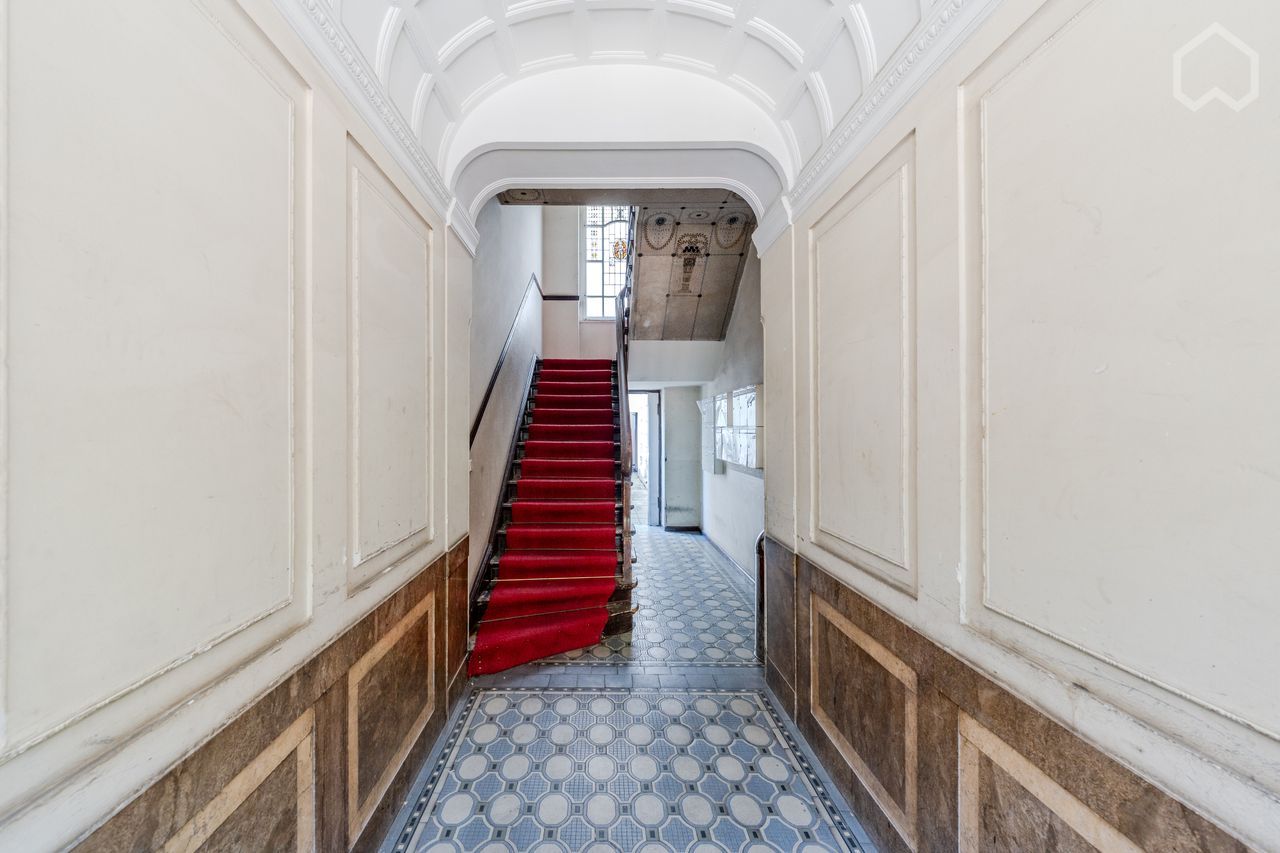 GIRLS ONLY APARTMENT | Stylish Room With Balcony In Historical Apartment On Famous Torstraße / Near - GIRLS ONLY APARTMENT | Stylish Room with Balcony in Historical Apartment on famous Torstraße / near Rosenthaler Platz - Gallery - 4