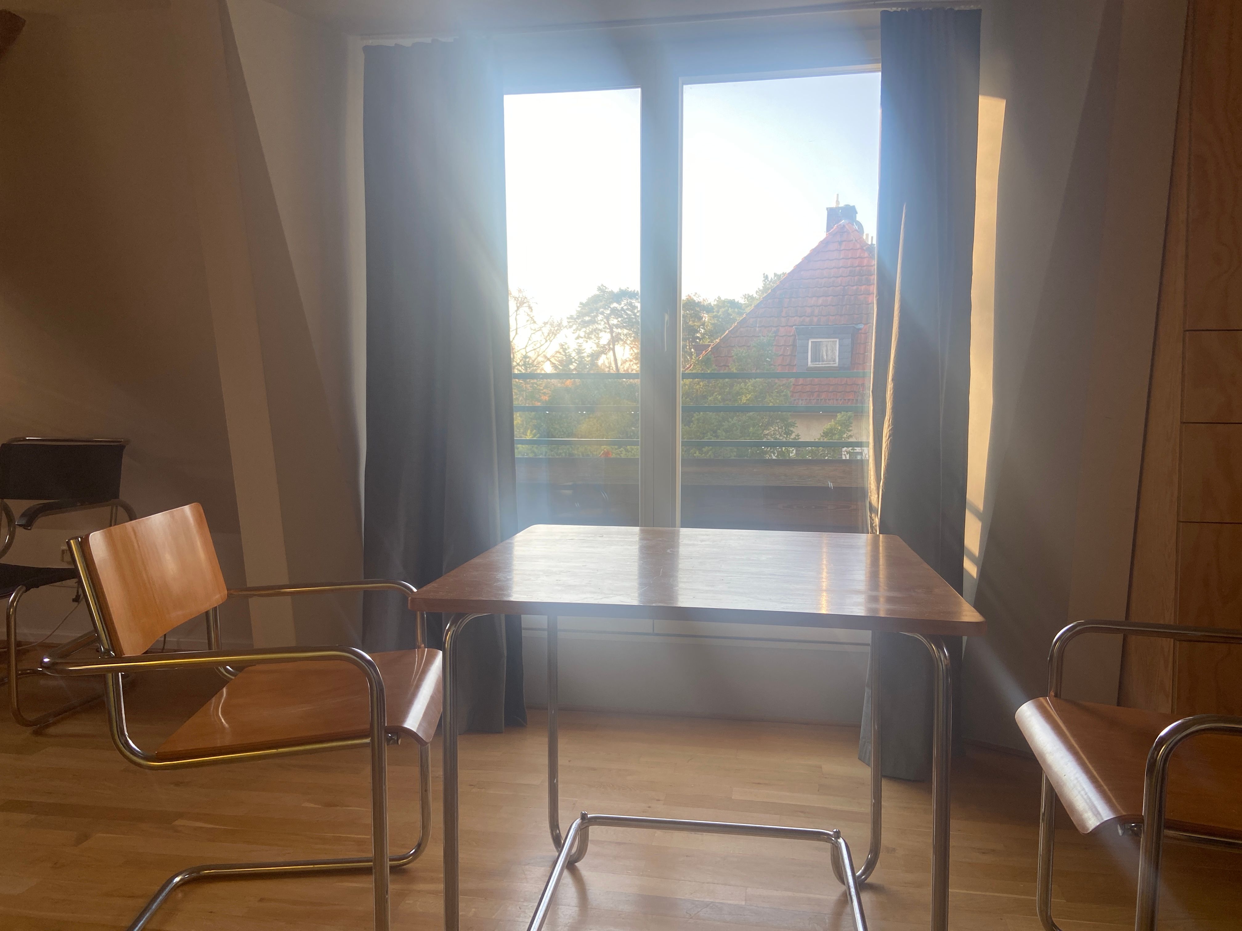 Cute And Stylish Loft Apartment With Great View! - cute and stylish loft apartment with great view! - Gallery - 14