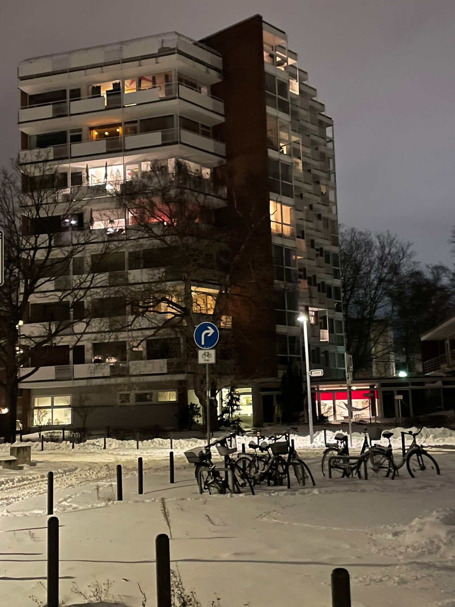 Upscale 2 -Room Flat In Hanover's Zooviertel Neighbourhood - 8