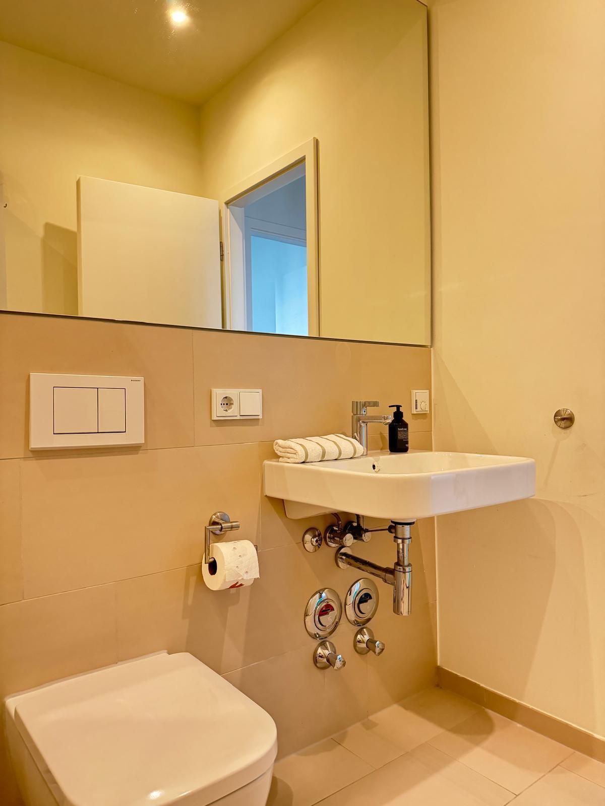  Luxury 1-Room (shared Flat) With Private Bathroom In The Center Of Berlin  -  Luxury 1-room (shared flat) with private bathroom in the center of Berlin  - Gallery -  2