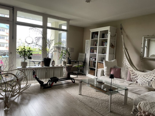 Charming and fashionable Apartment next to river