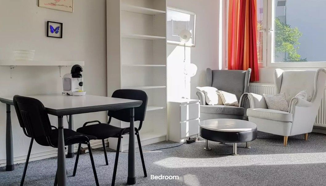Stylish Studio With Balcony In Prime Location – 2 Minutes From Kurfürstendamm | Roscherstraße 7 - Stylish Studio with Balcony in Prime Location – 2 Minutes from Kurfürstendamm | Roscherstraße 7 - Gallery - 1