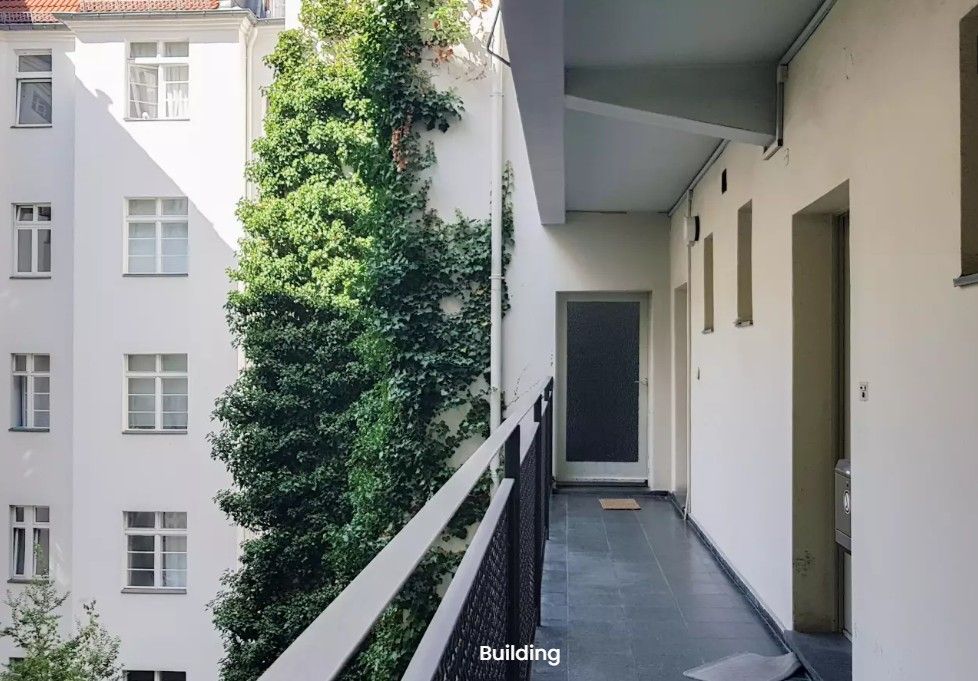 Stylish Studio With Balcony In Prime Location – 2 Minutes From Kurfürstendamm | Roscherstraße 7 - Stylish Studio with Balcony in Prime Location – 2 Minutes from Kurfürstendamm | Roscherstraße 7 - Gallery - 4