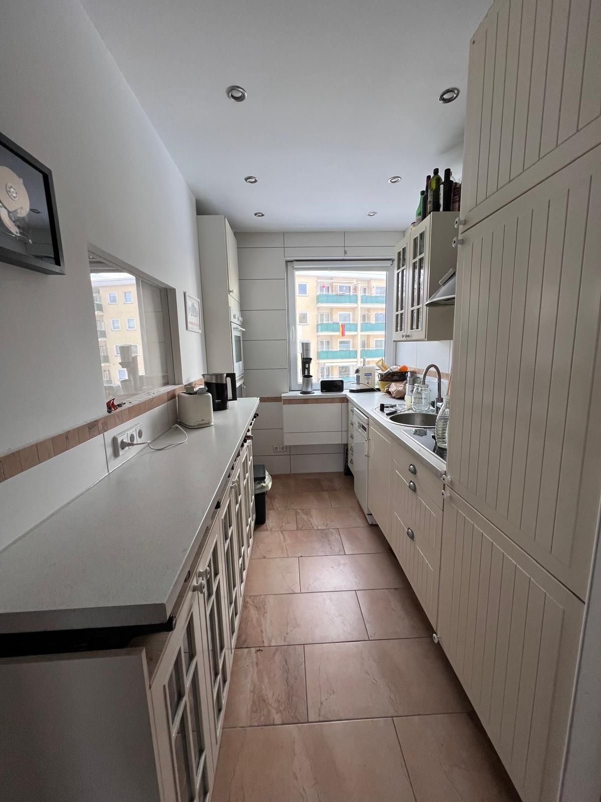  Furnished Room For Sublet In A Quiet 2-Room Apartment.  -  Furnished room for sublet in a quiet 2-room apartment.  - Gallery -  4