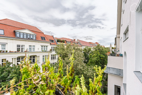 Bright 4-Bedroom Apartment in Quiet Wilmersdorf – Available Feb to Aug