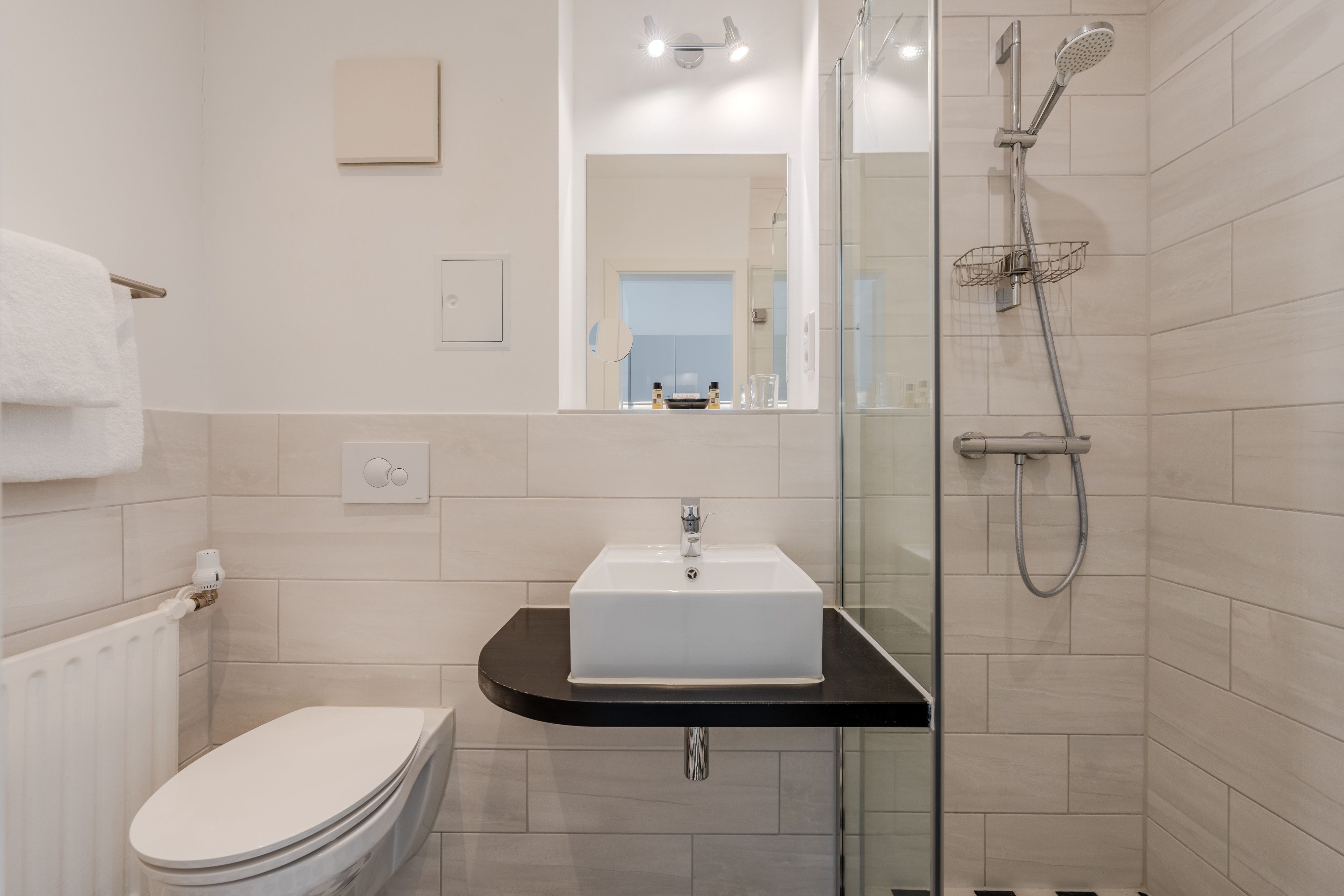  Superior Studios-Apartments In A Quiet Central Location Near Kurfürstendamm (# 206 Category S)  -  Superior Studios-Apartments in a quiet central location near Kurfürstendamm (# 206 Category S)  - Gallery -  10