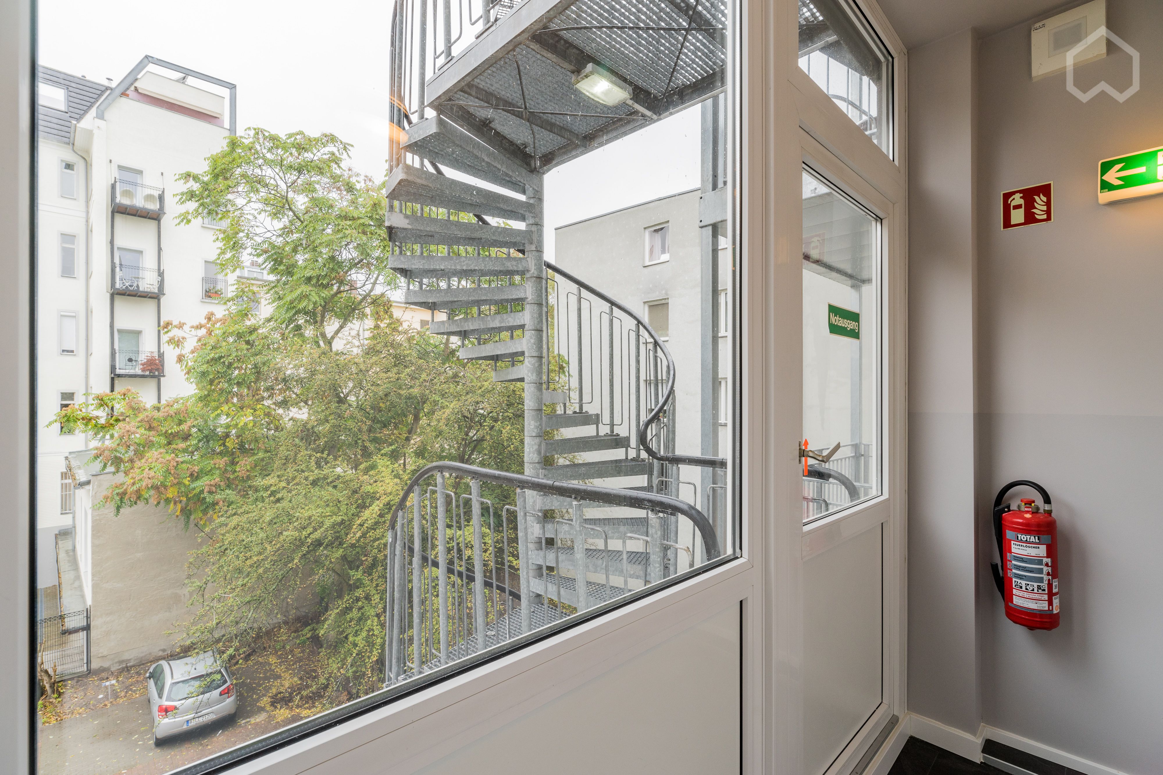  Superior Studios-Apartments In A Quiet Central Location Near Kurfürstendamm (Category L)  -  Superior Studios-Apartments in a quiet central location near Kurfürstendamm (Category L)  - Gallery -  15