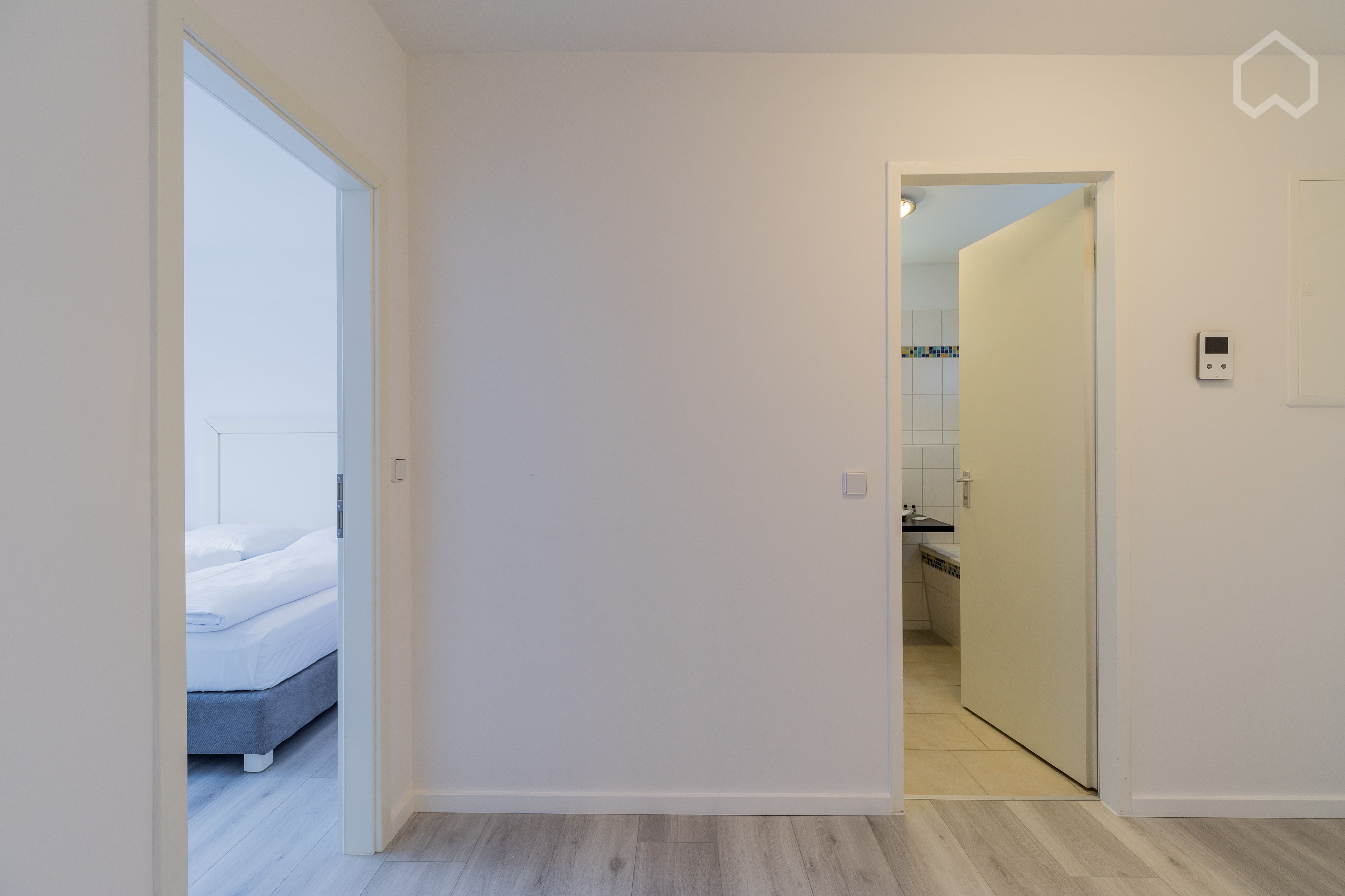  Superior Studios-Apartments In A Quiet Central Location Near Kurfürstendamm (Category L)  -  Superior Studios-Apartments in a quiet central location near Kurfürstendamm (Category L)  - Gallery -  12