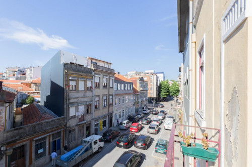 Single bedroom in Cedofeita