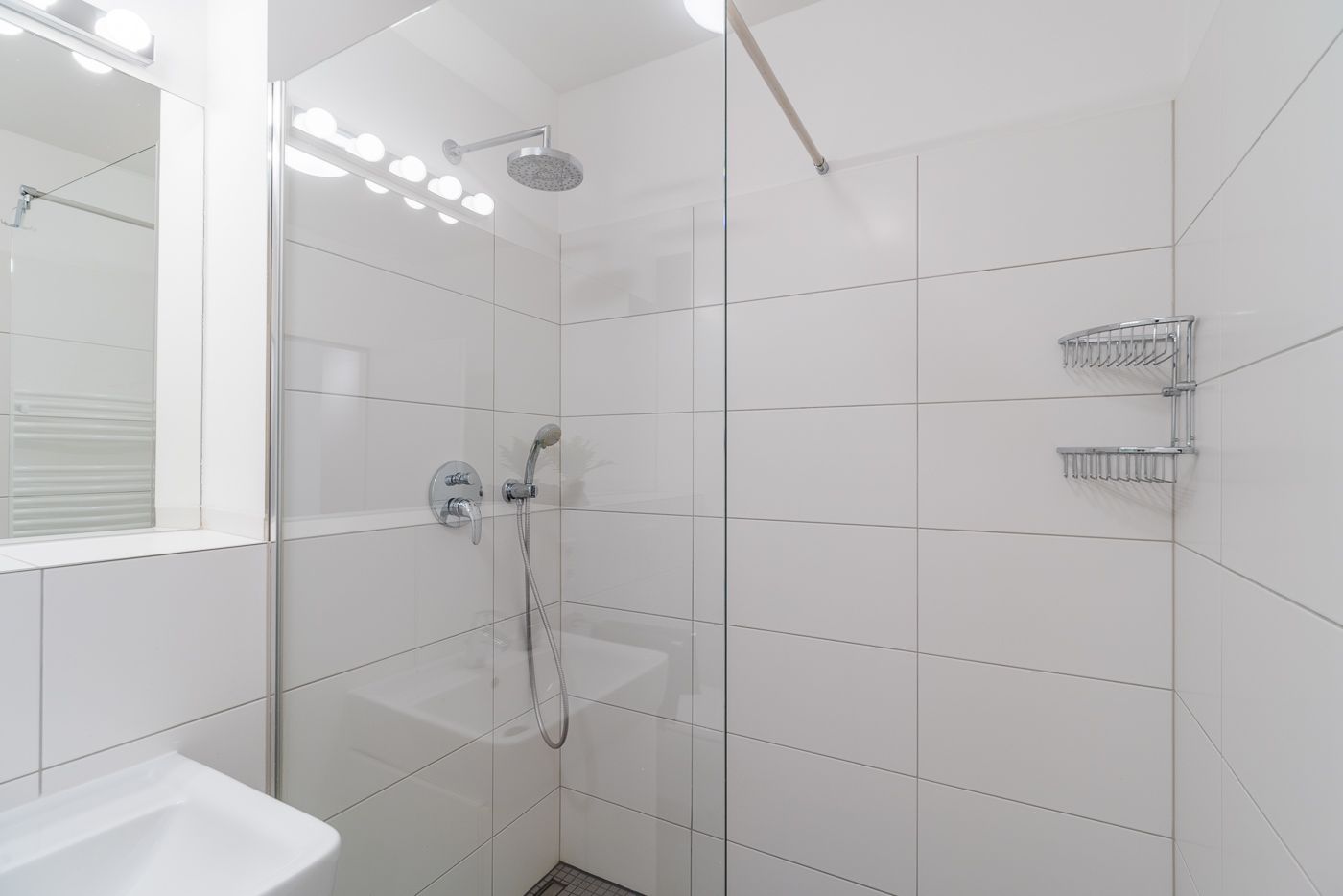  Furnished 4-Room Flat With Quiet Bedroom Facing The Inner Courtyard  -  Furnished 4-room flat with quiet bedroom facing the inner courtyard  - Gallery -  1