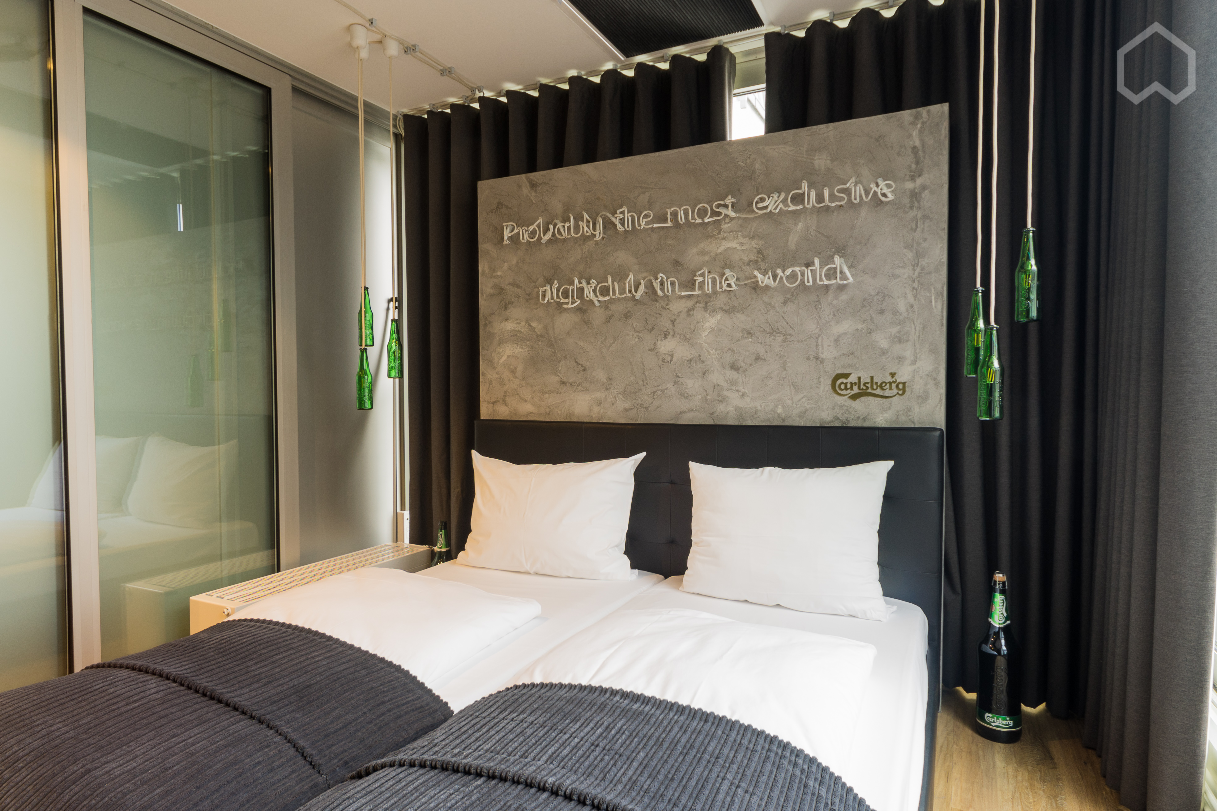  Lovely Suite Conveniently Located  -  Lovely suite conveniently located  - Gallery -  13