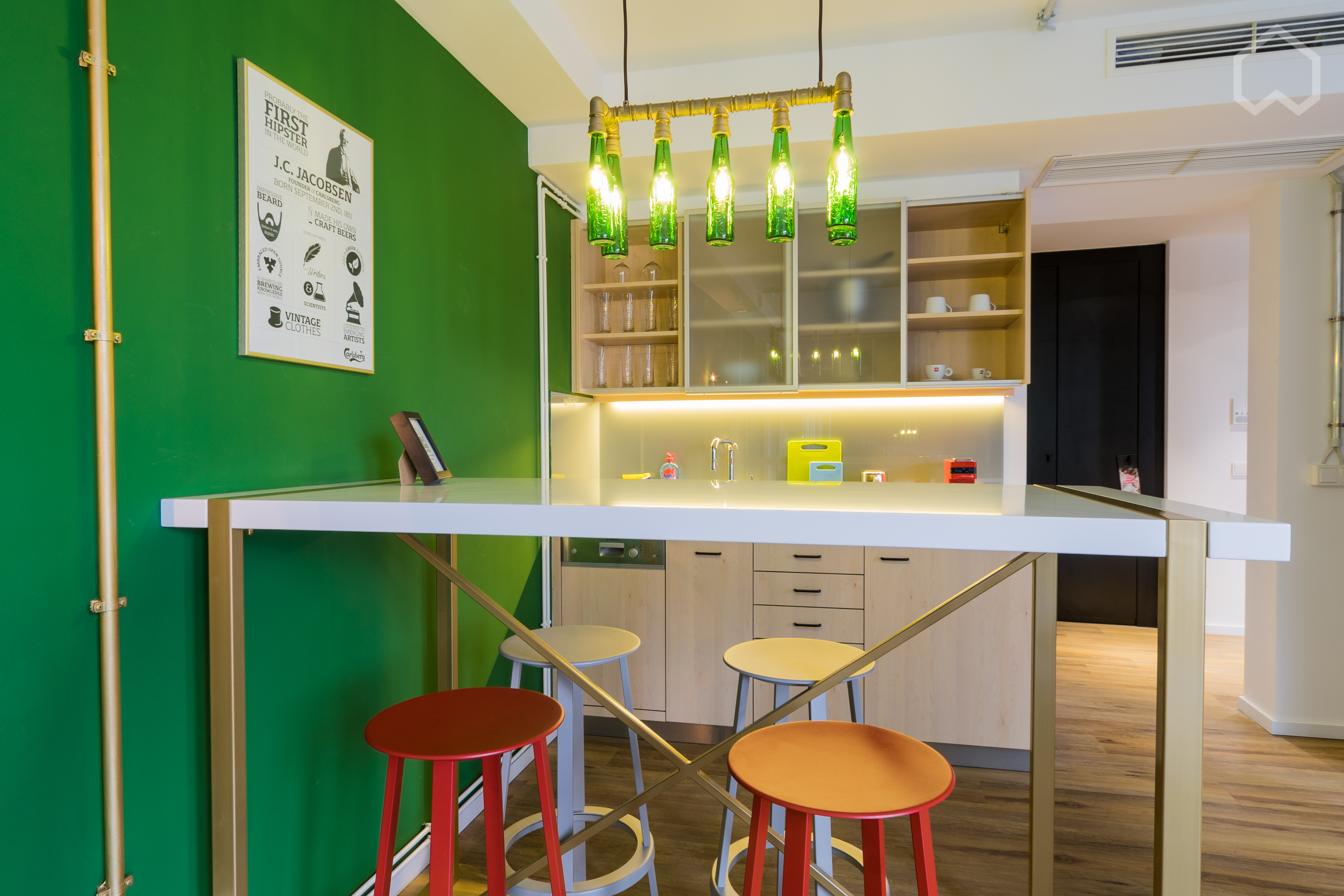  Lovely Suite Conveniently Located  -  Lovely suite conveniently located  - Gallery -  24