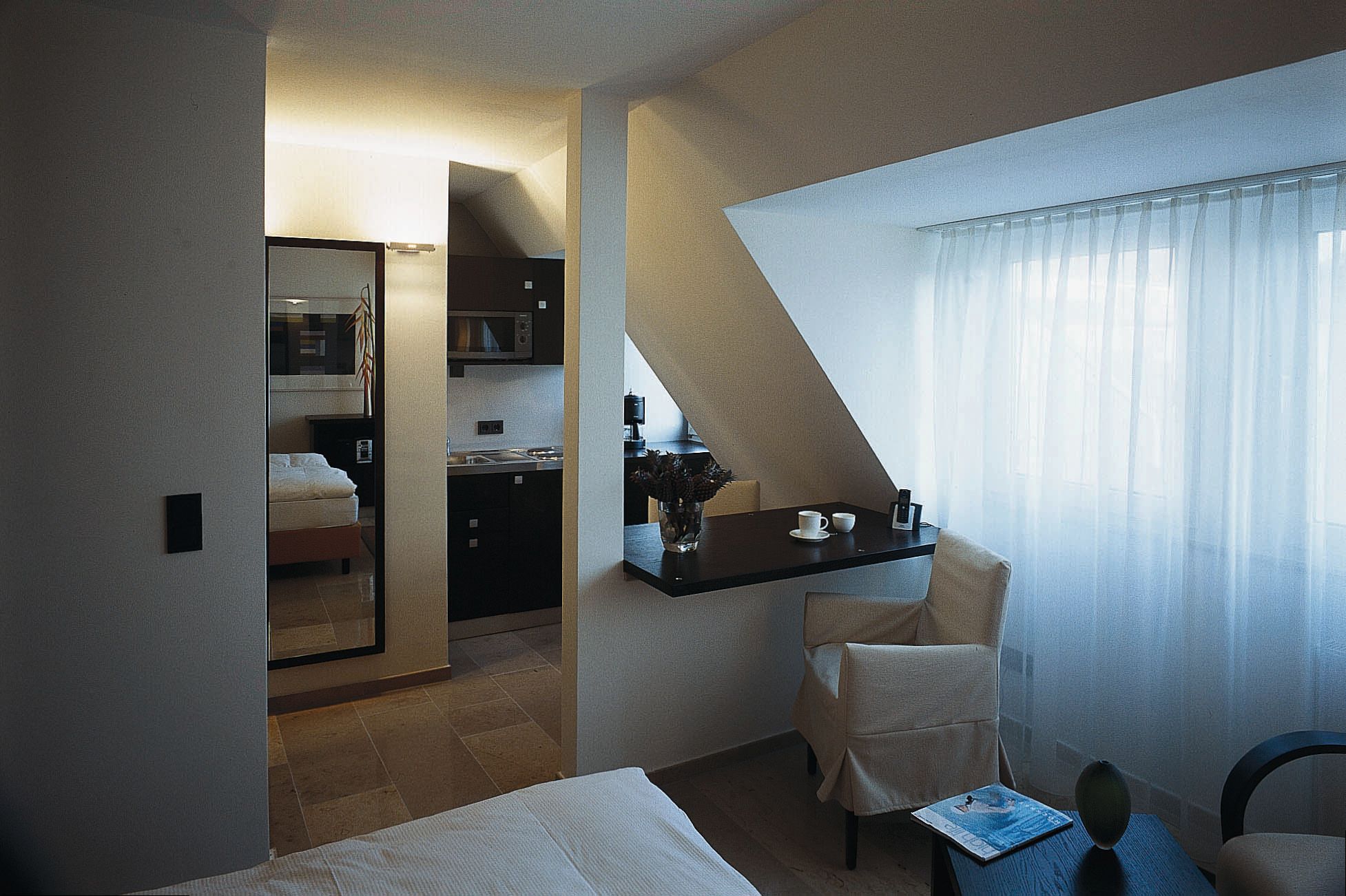  New And Modern Flat Located In Düsseldorf  -  New and modern flat located in Düsseldorf  - Gallery -  6