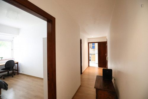 Pleasent single bedroom in Olaias - Gallery - 16
