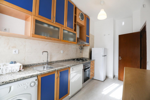 Pleasent single bedroom in Olaias - Gallery - 32