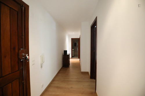 Pleasent single bedroom in Olaias - Gallery - 14