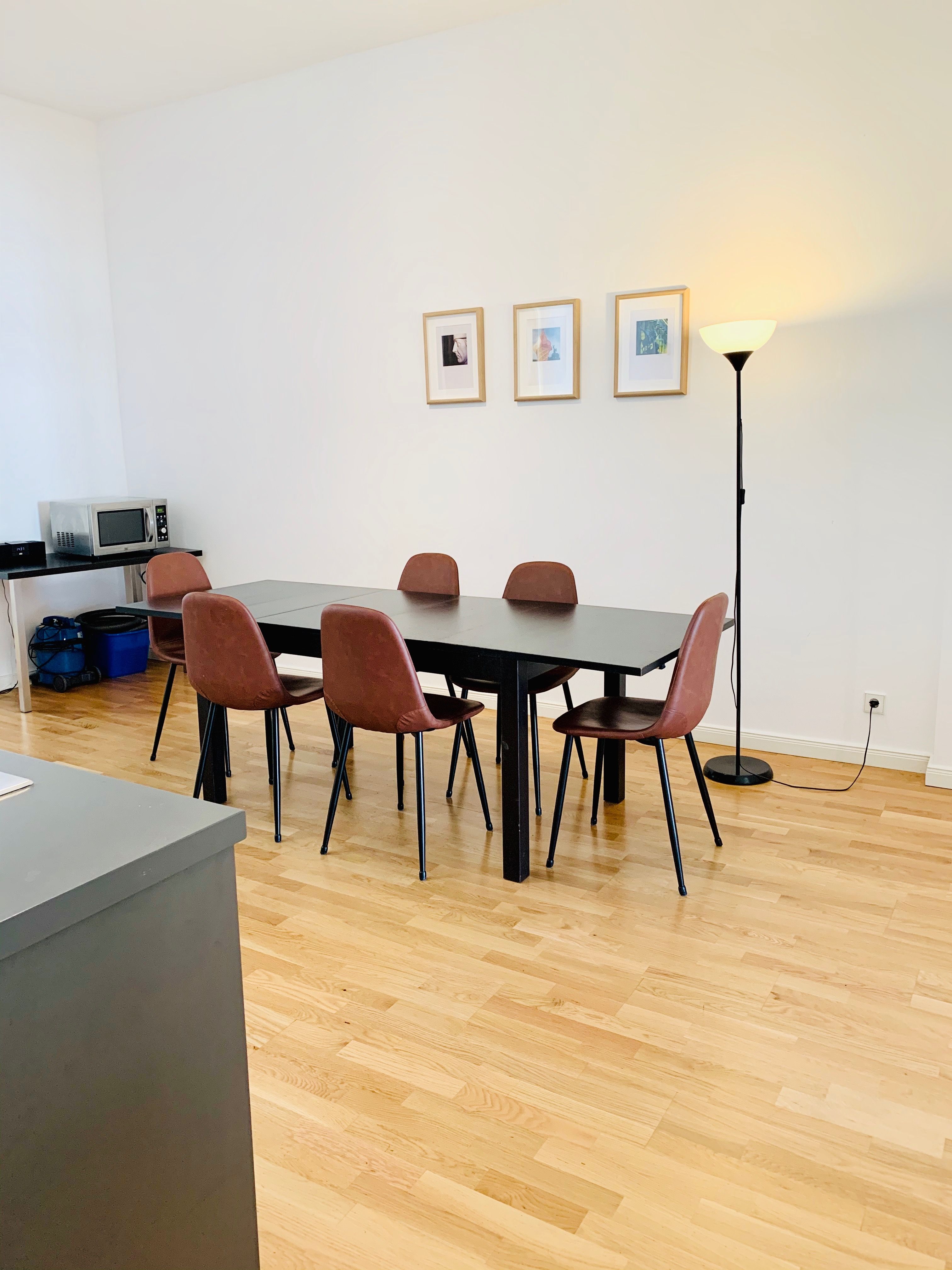  Spacious Bright Apartment With 3 Rooms In Wonderful Area  -  Spacious bright apartment with 3 rooms in wonderful area  - Gallery -  22